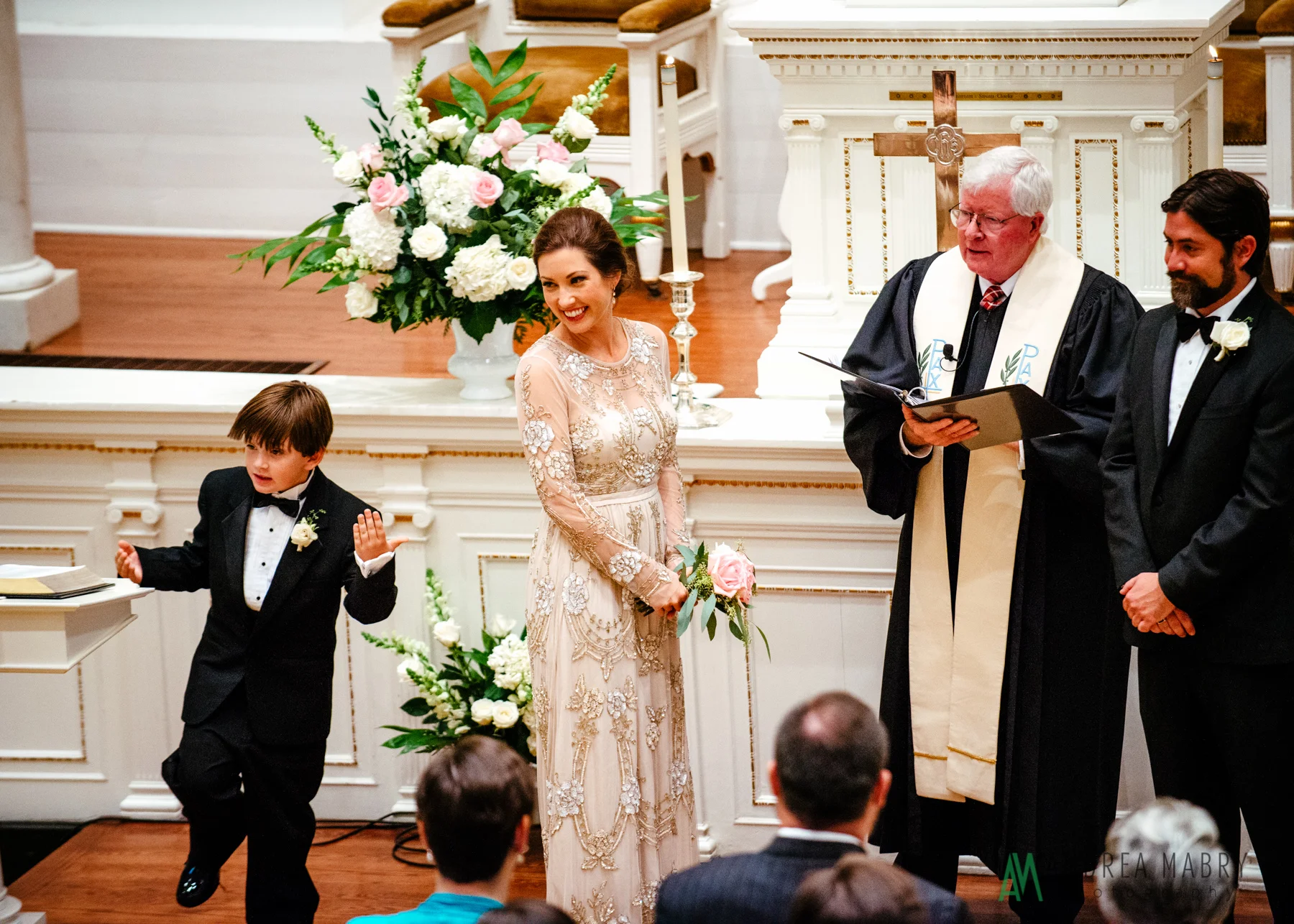 Government Street Presbyterian Church Mobile Wedding. Andrea Mabry Photography.