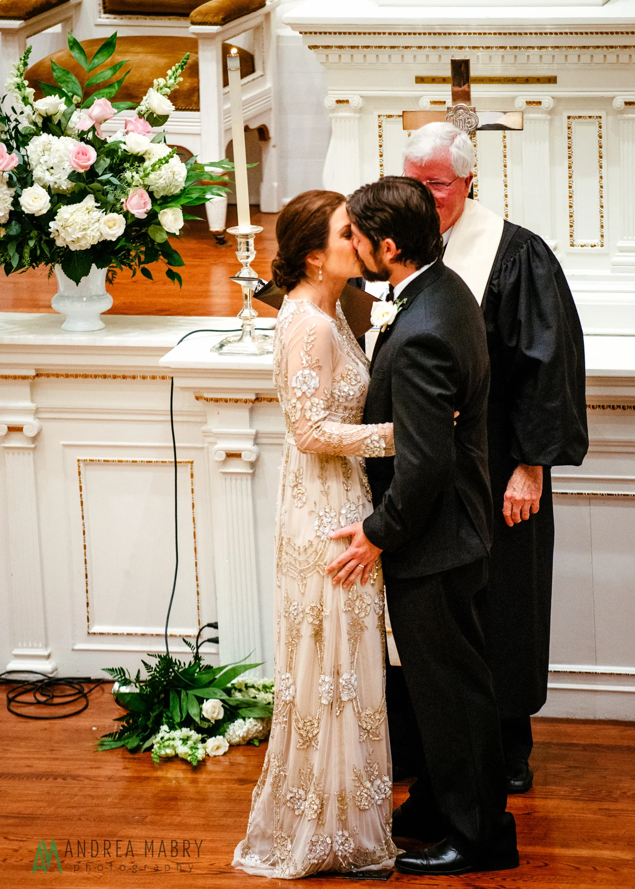 Government Street Presbyterian Church Mobile Wedding. Andrea Mabry Photography.