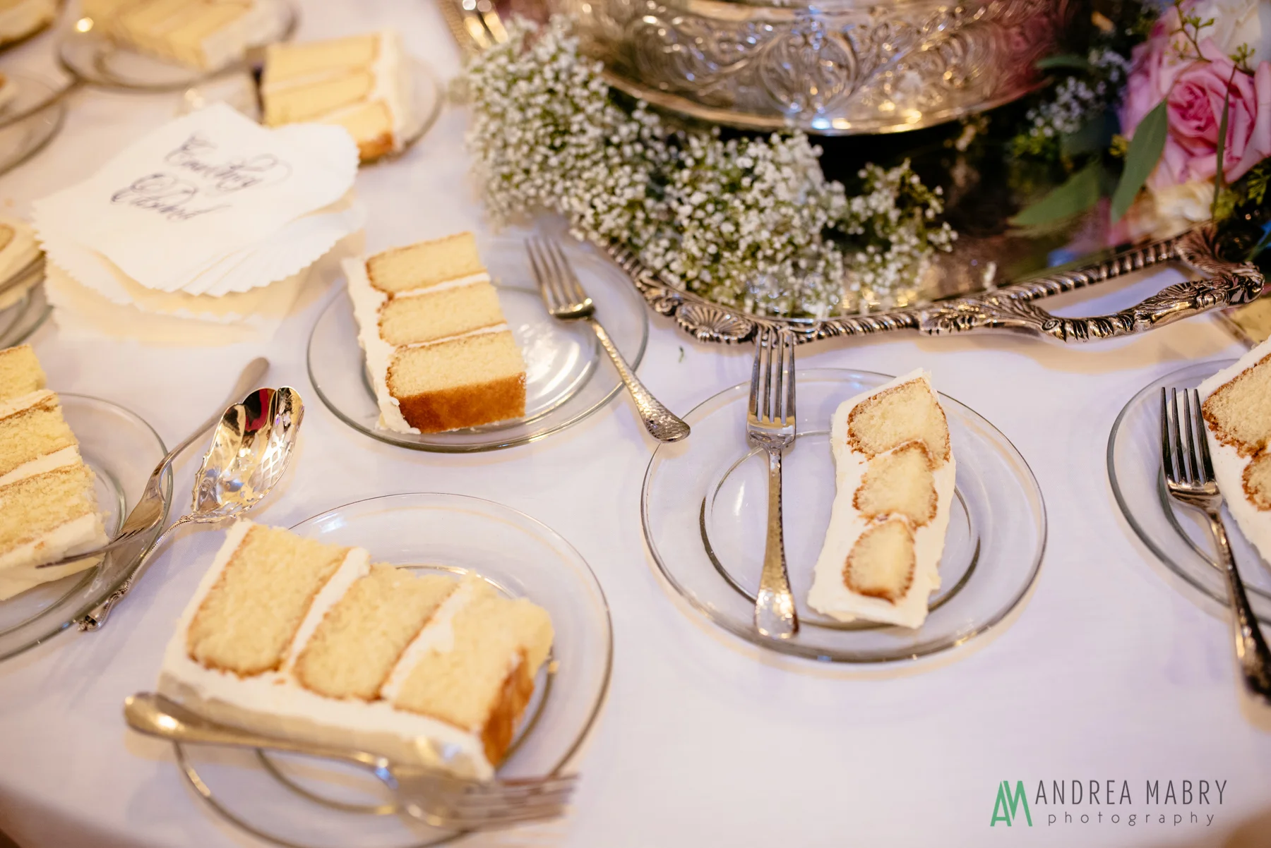 History Museum of Mobile wedding reception. Government Street Presbyterian Church Mobile Wedding. Andrea Mabry Photography.
