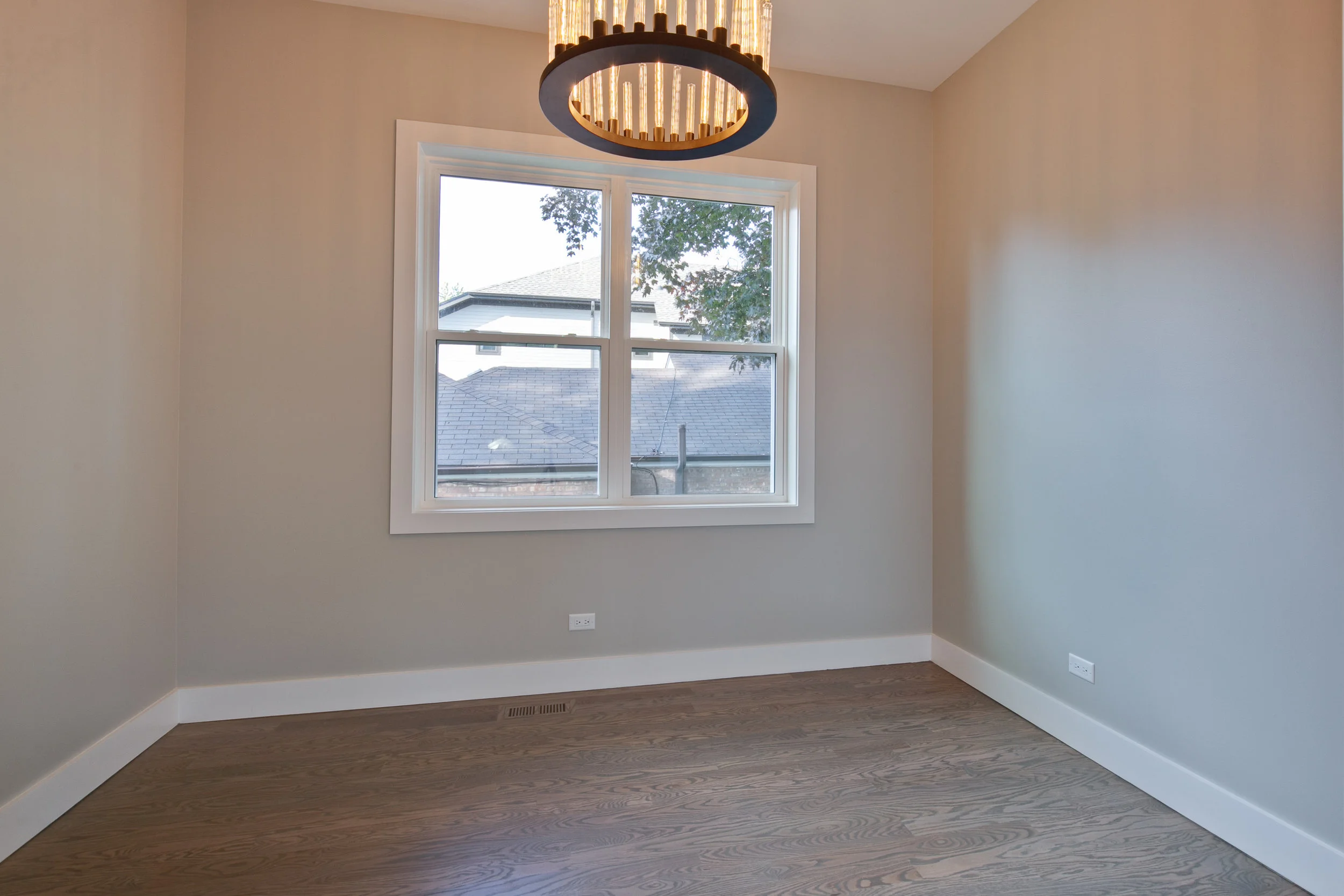 636-9th32.jpg