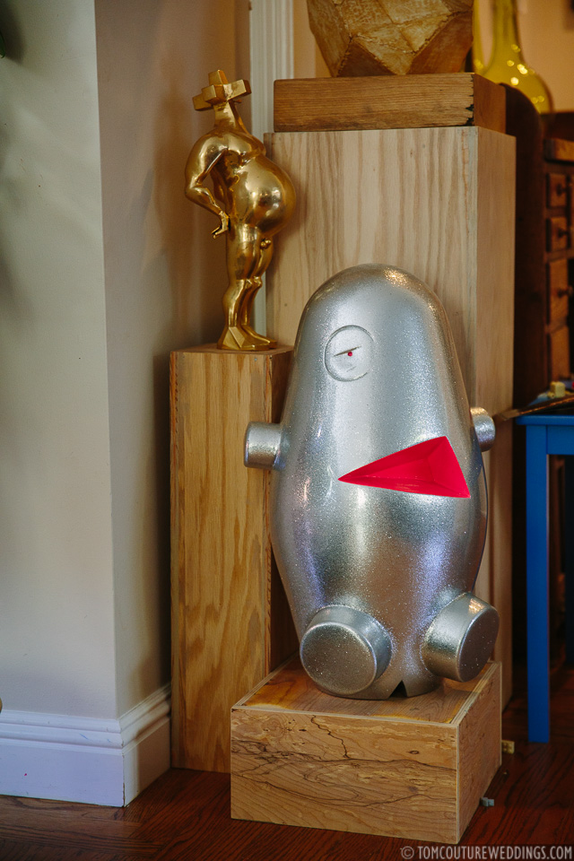 One of Jud's pieces on display (bottom shelf).