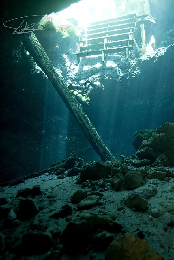 ParadiseDec2012_rays.jpg