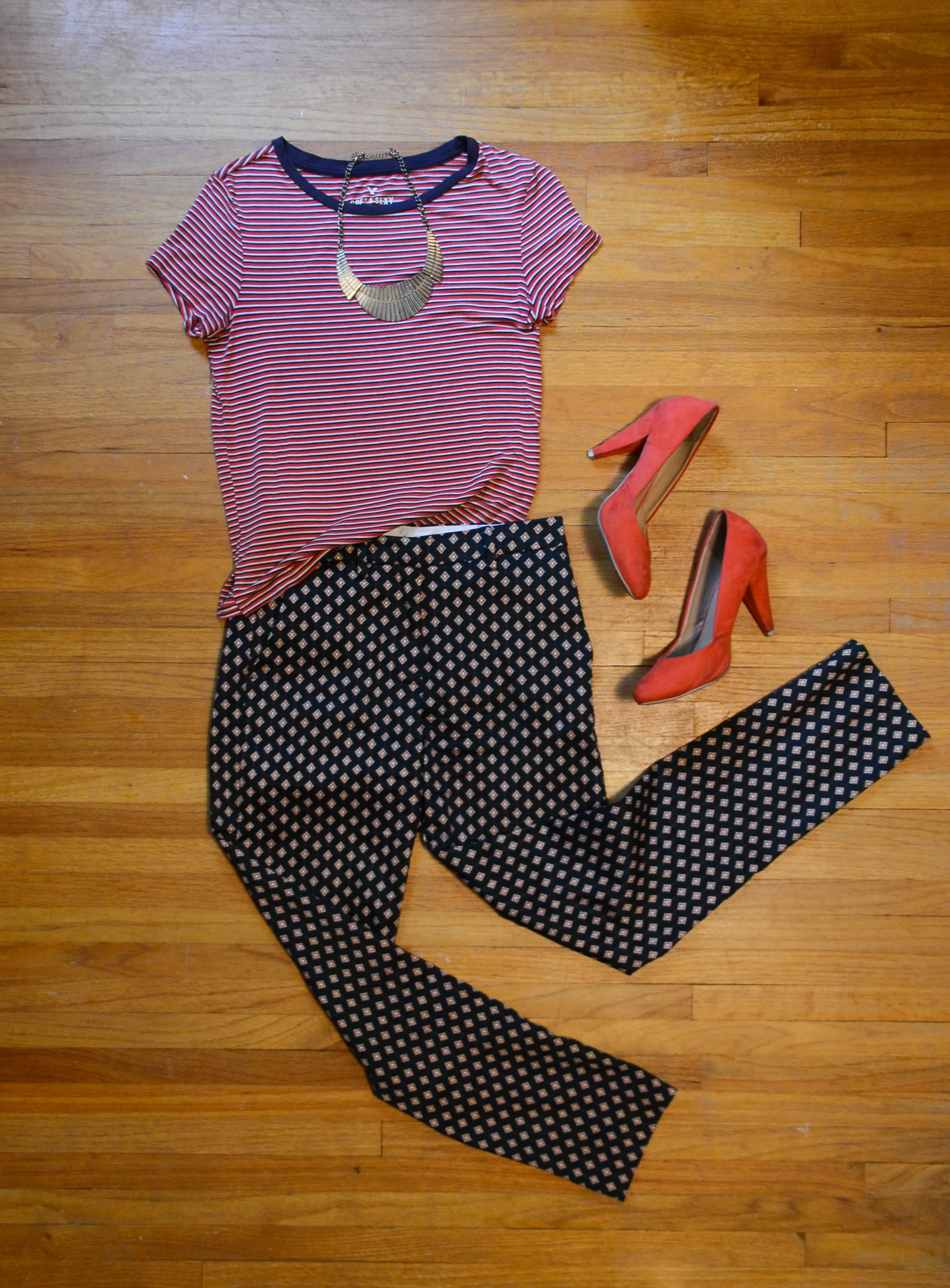 Another American Eagle striped tee. This time I matched the coral-red color that is also found in the diamond shape on my pants. Had to throw my coral shoes in too.