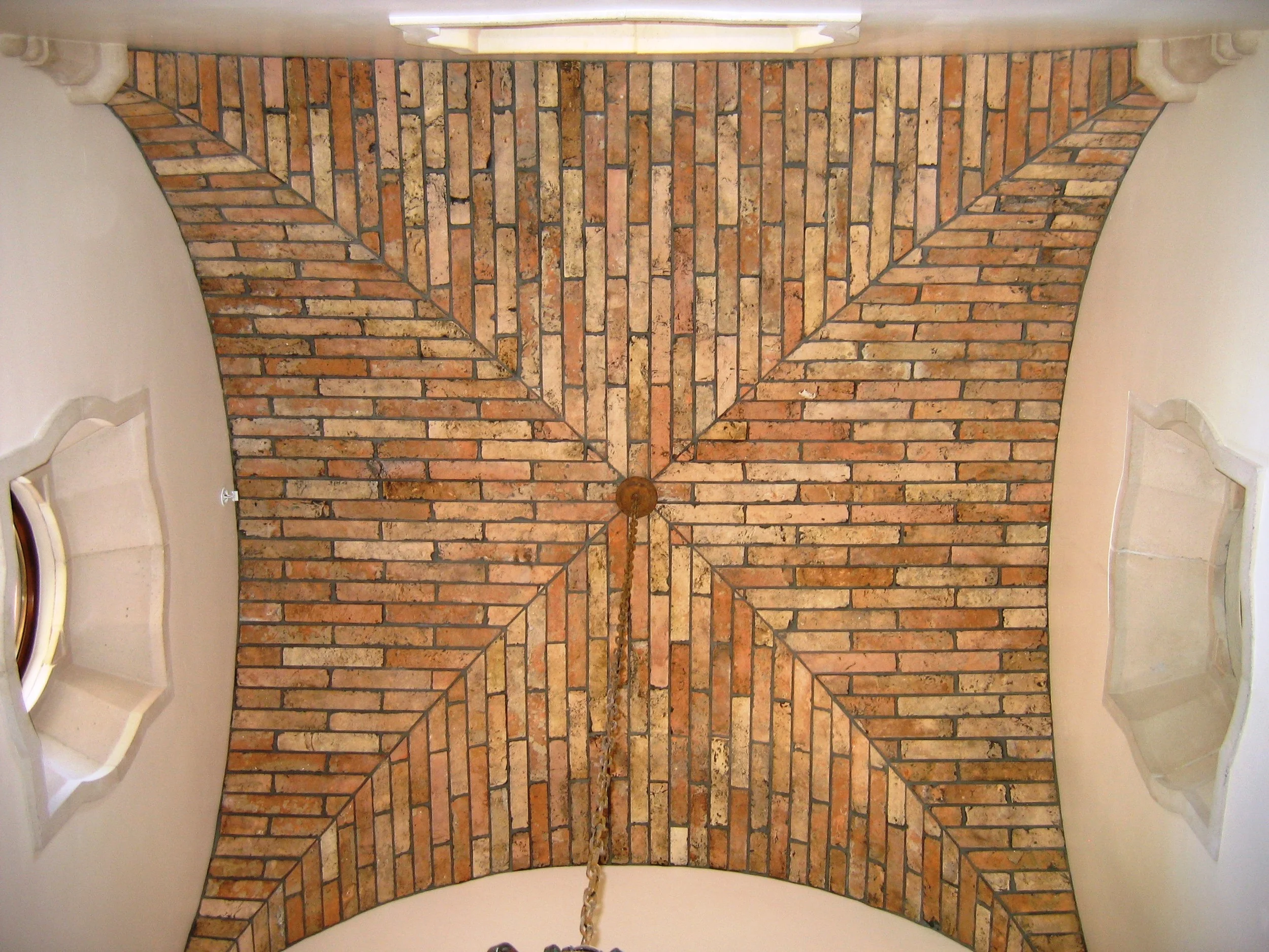 Schneider10.jpg