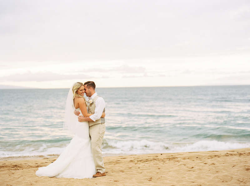 Maui wedding photographer - photo-12.jpg