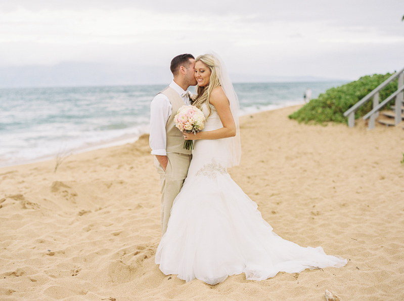 Maui wedding photographer - photo-18.jpg