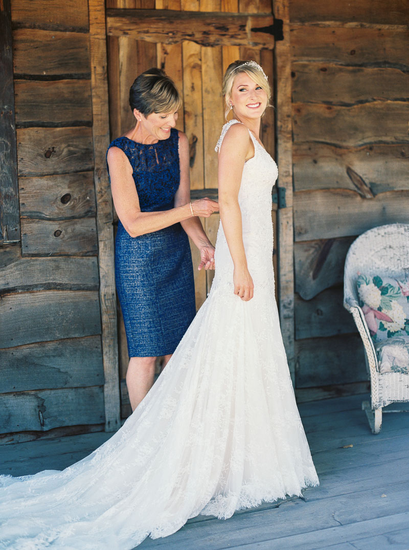 Danielle Poff Photography
http://www.daniellepoff.com
