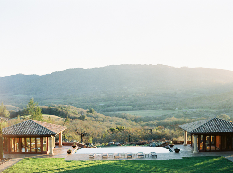 Danielle Poff Photography
http://www.daniellepoff.com