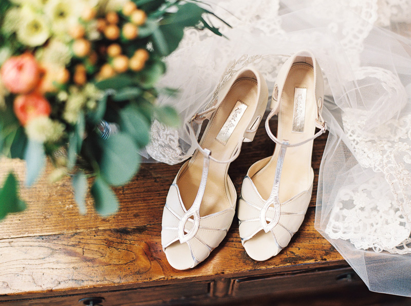 Danielle Poff Photography
http://www.daniellepoff.com