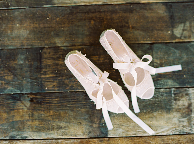 Danielle Poff Photography
http://www.daniellepoff.com