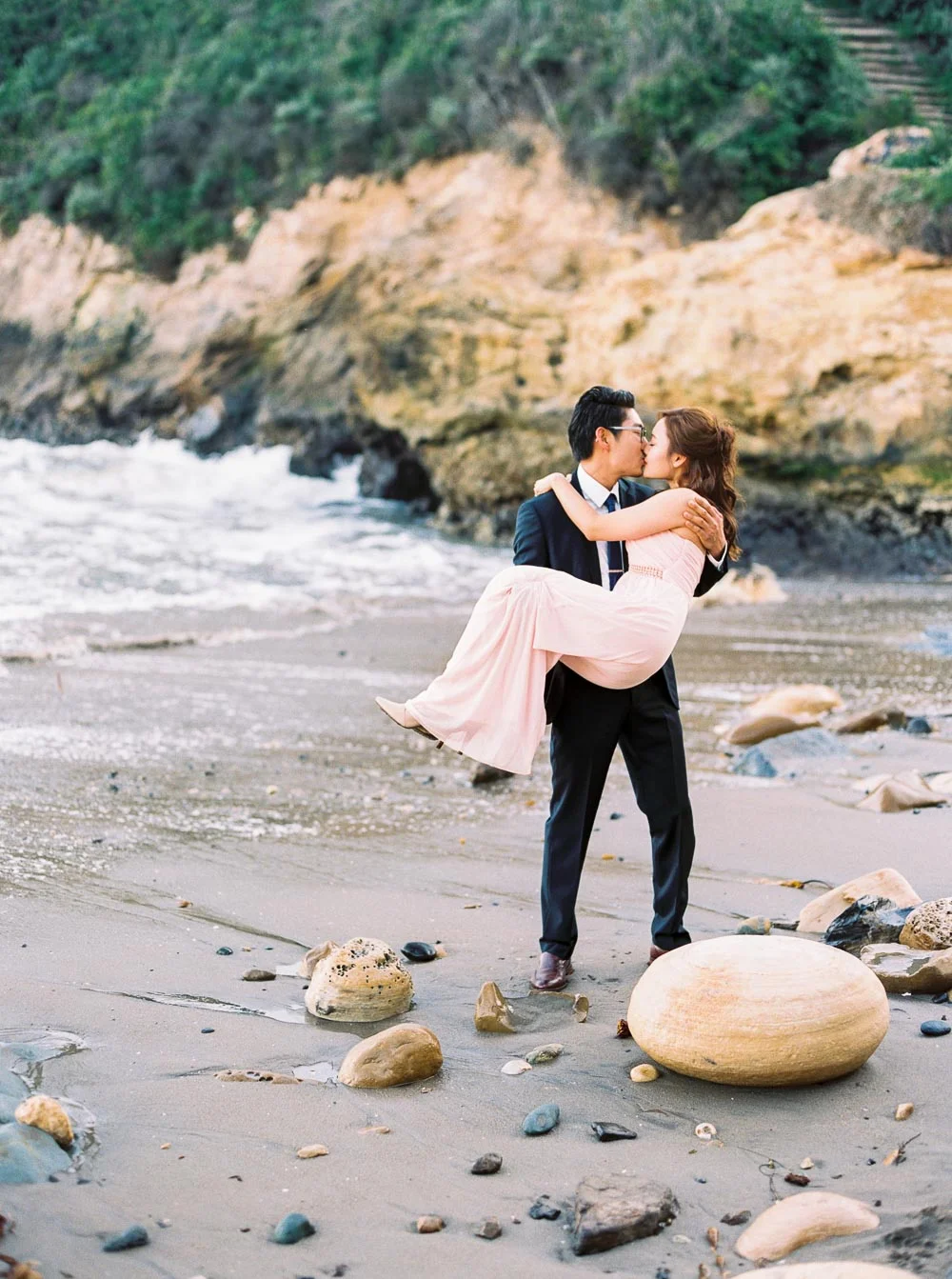Danielle Poff Photography
http://www.daniellepoff.com
