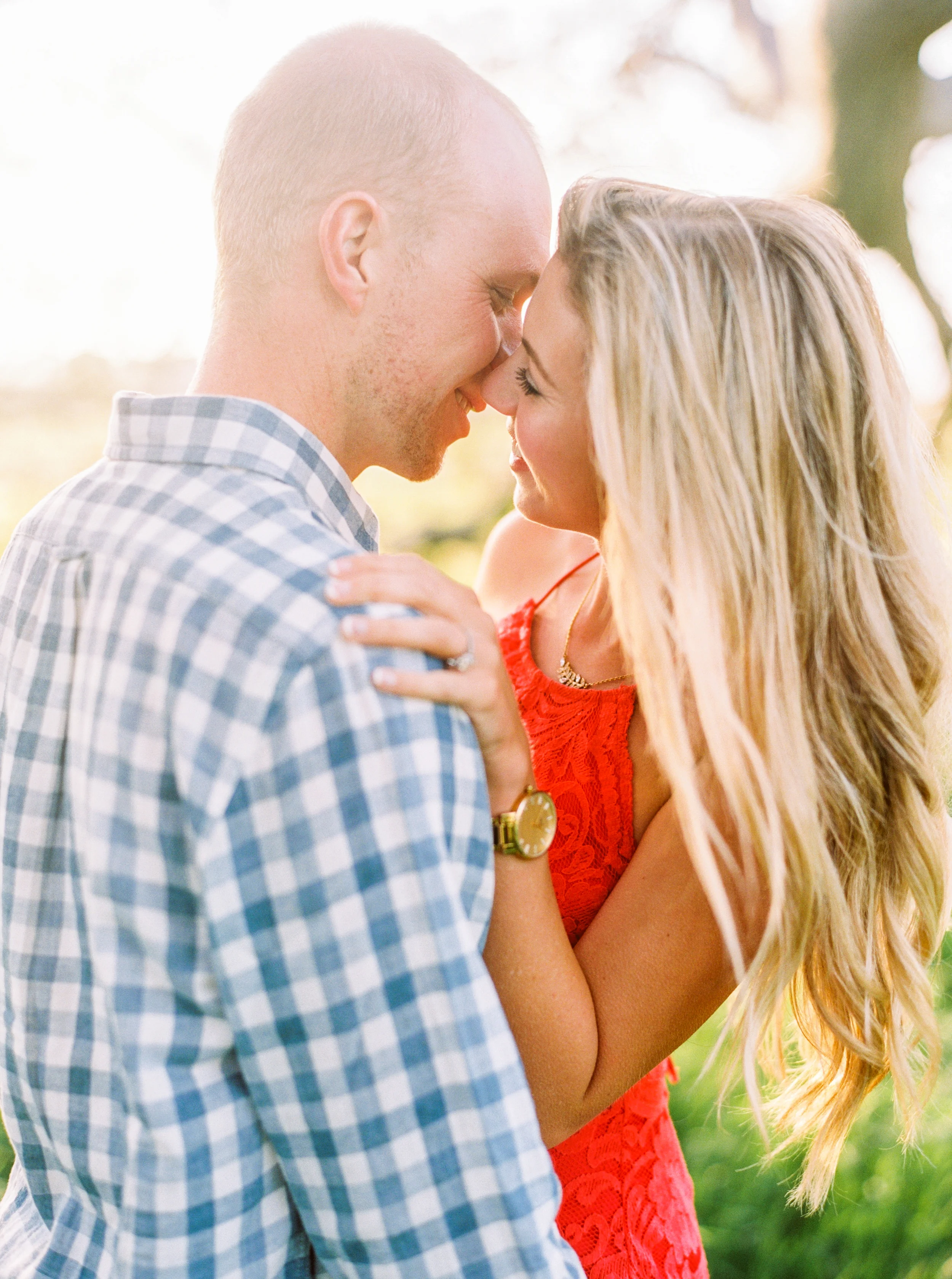 Danielle Poff Photography 
http://www.daniellepoff.com