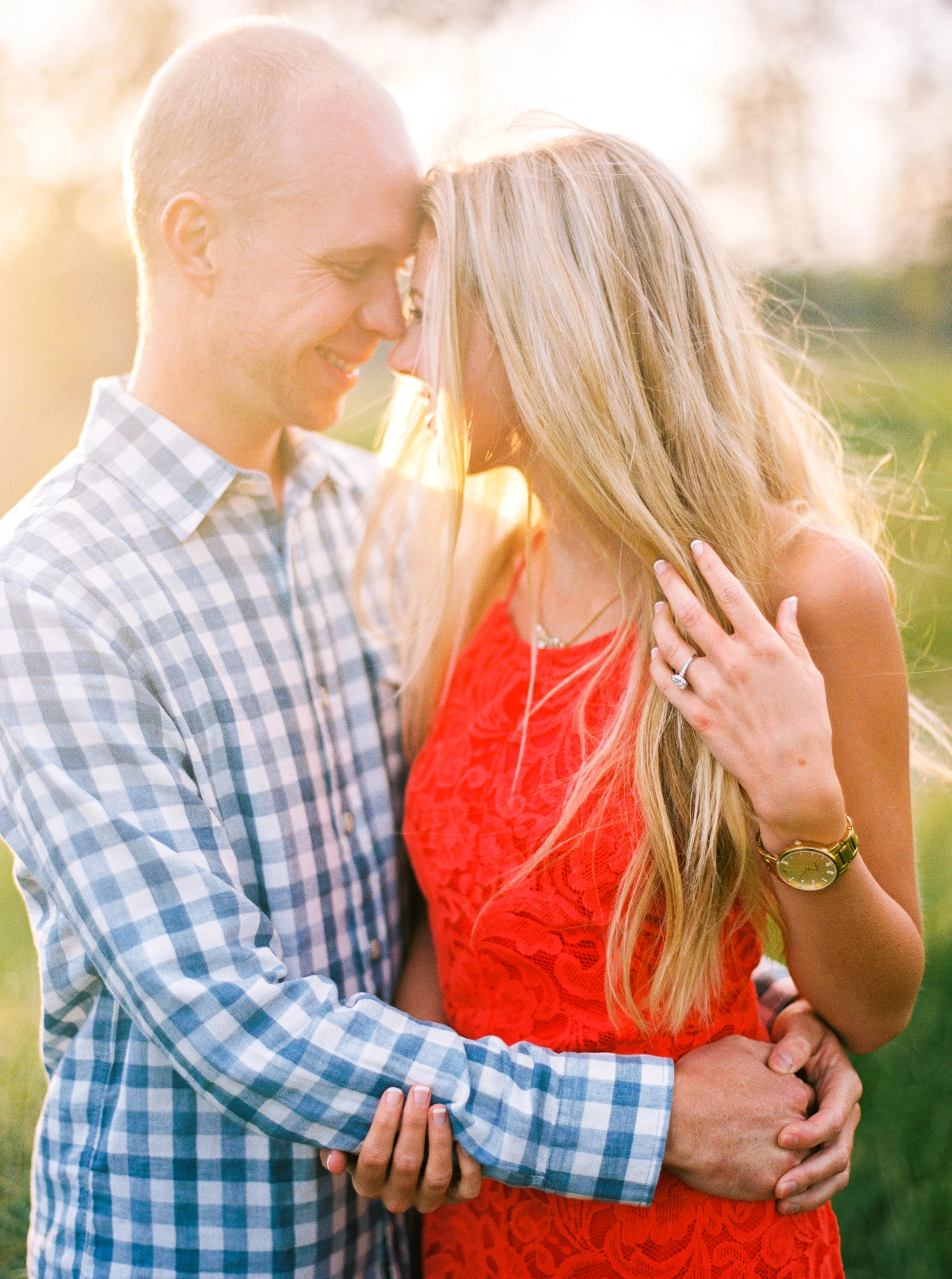 Danielle Poff Photography 
http://www.daniellepoff.com