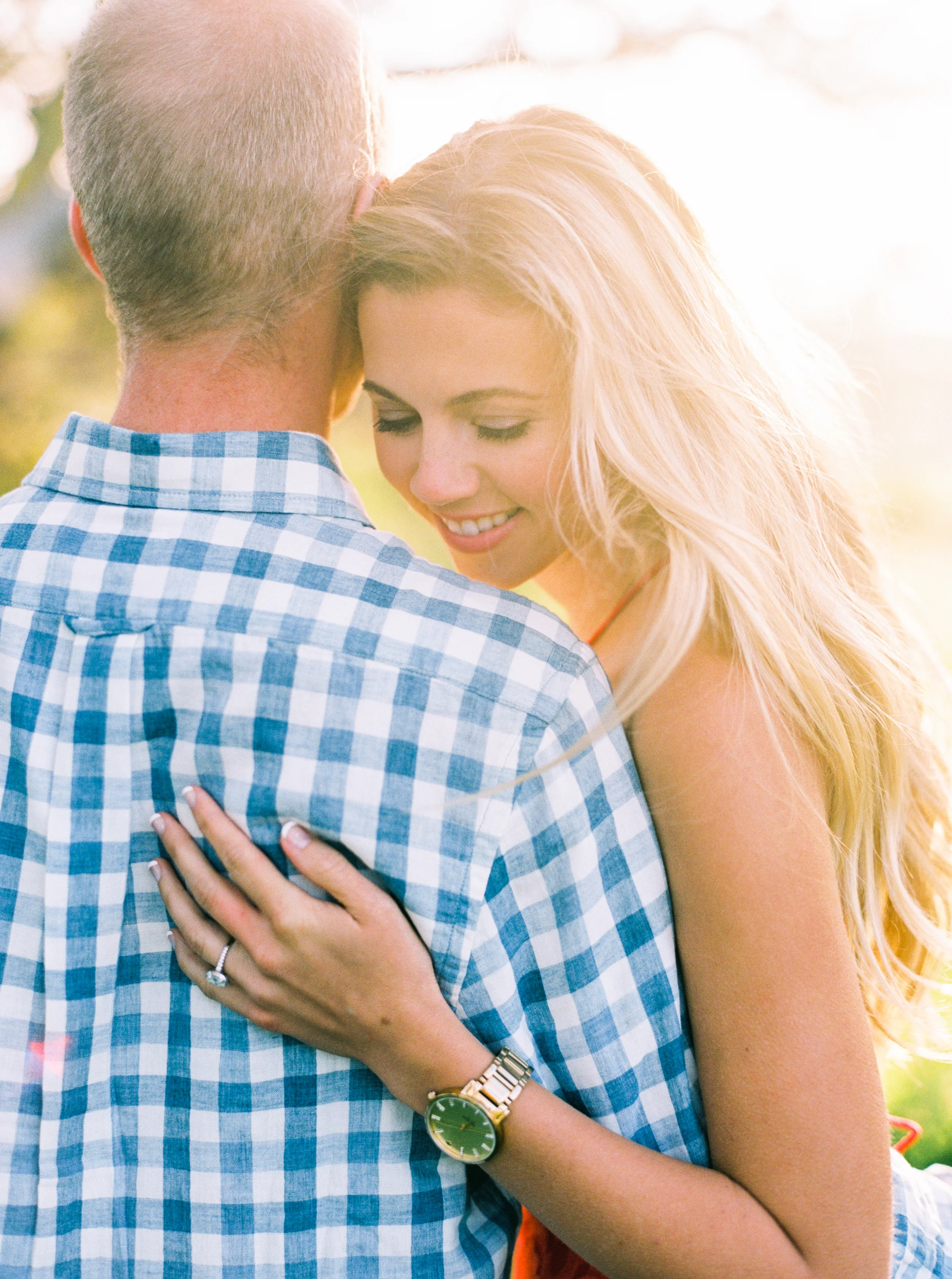 Danielle Poff Photography 
http://www.daniellepoff.com