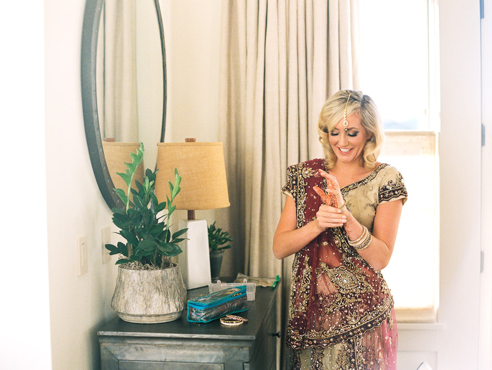 Danielle Poff Photography
http://www.daniellepoff.com