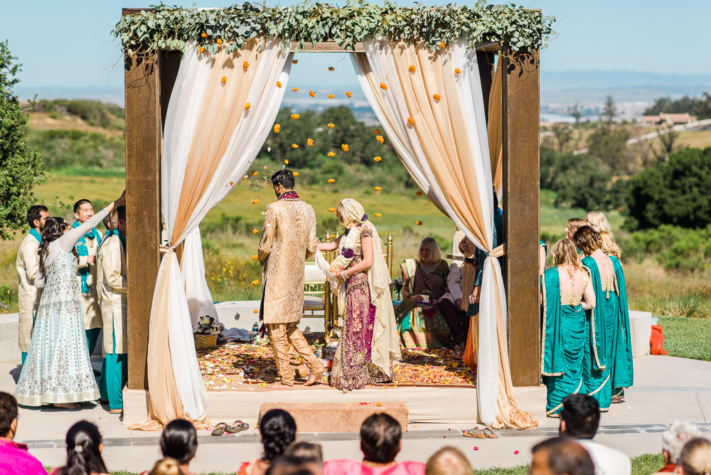 Danielle Poff Photography
http://www.daniellepoff.com
