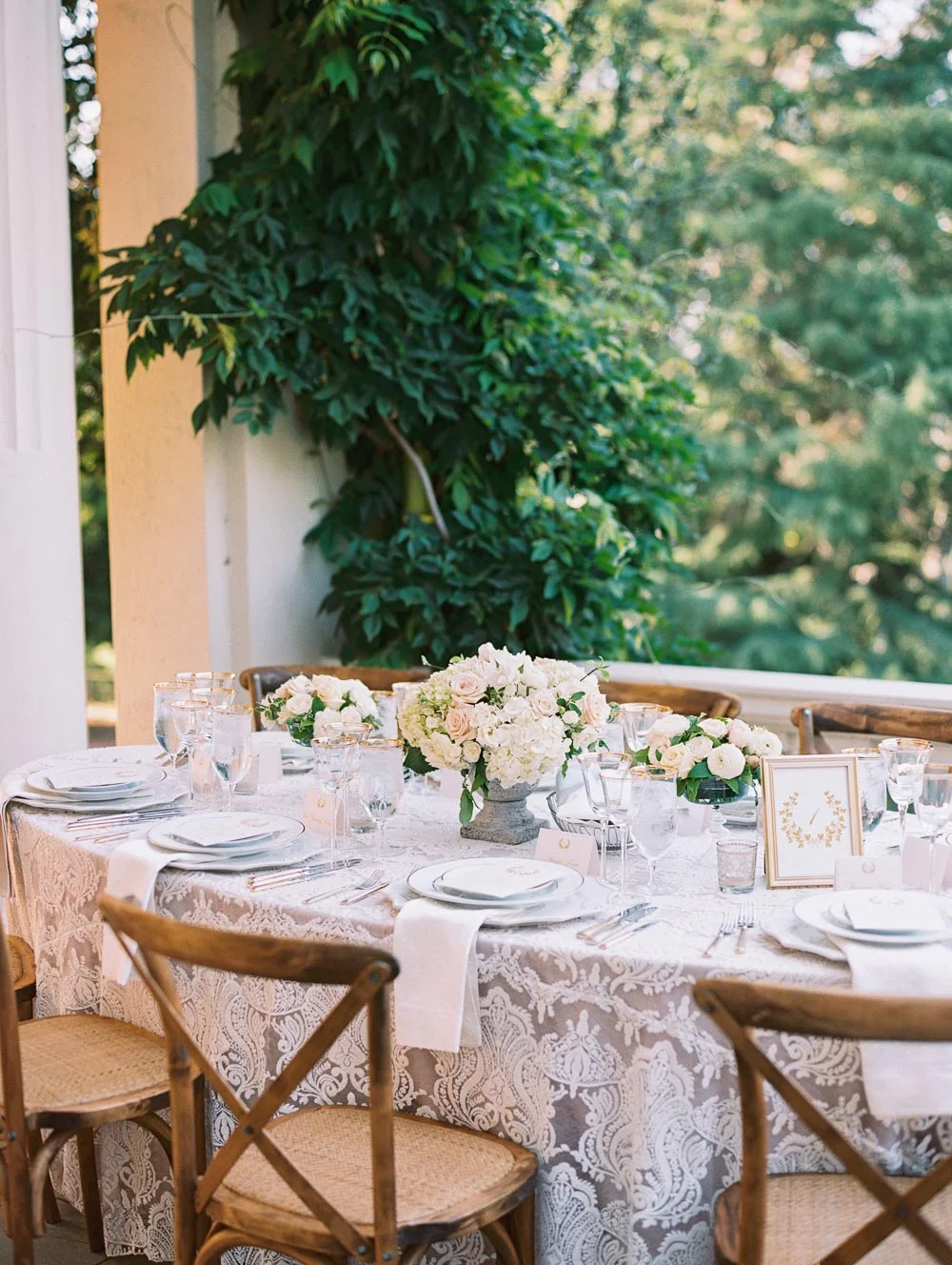 Danielle Poff Photography
http://www.daniellepoff.com
