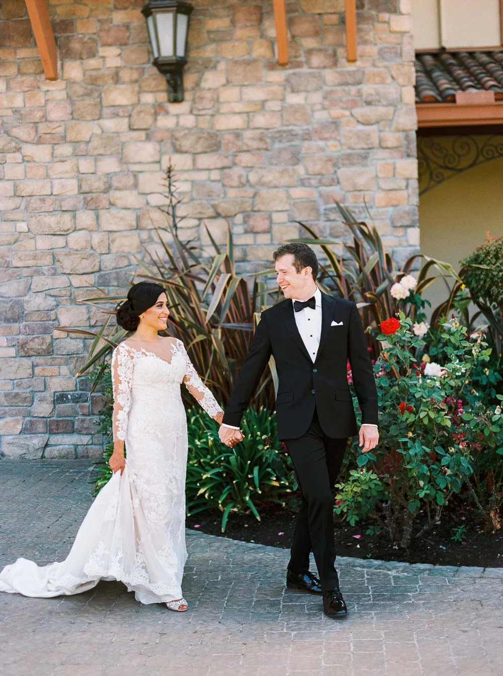Danielle Poff Photography 
http://www.daniellepoff.com