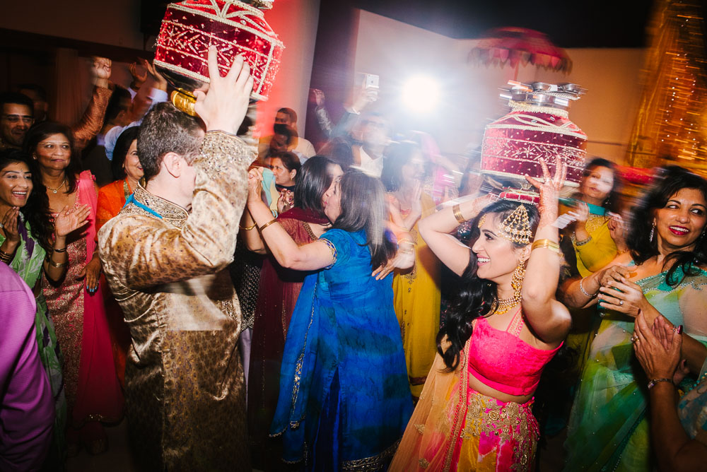 Danielle Poff Photography 
http://www.daniellepoff.com