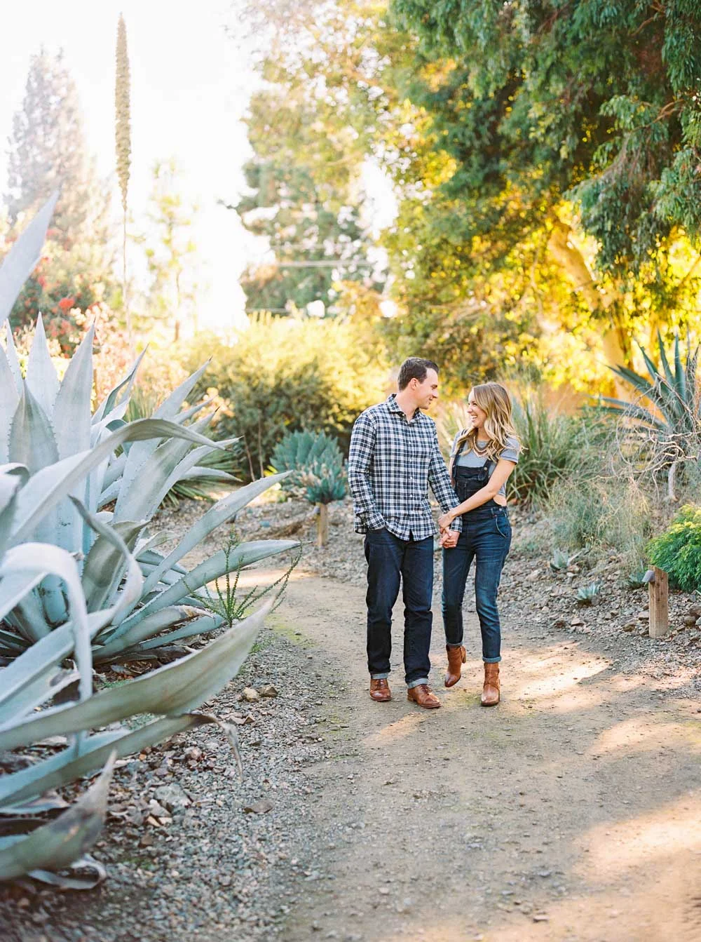 Danielle Poff Photography 
http://www.daniellepoff.com