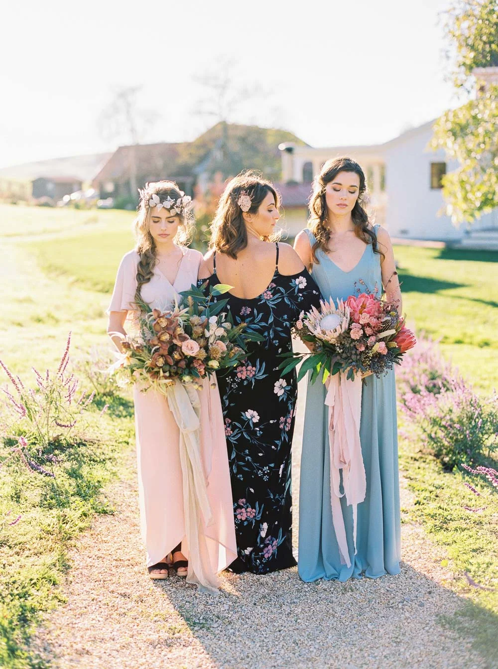 Danielle Poff Photography 
http://www.daniellepoff.com
