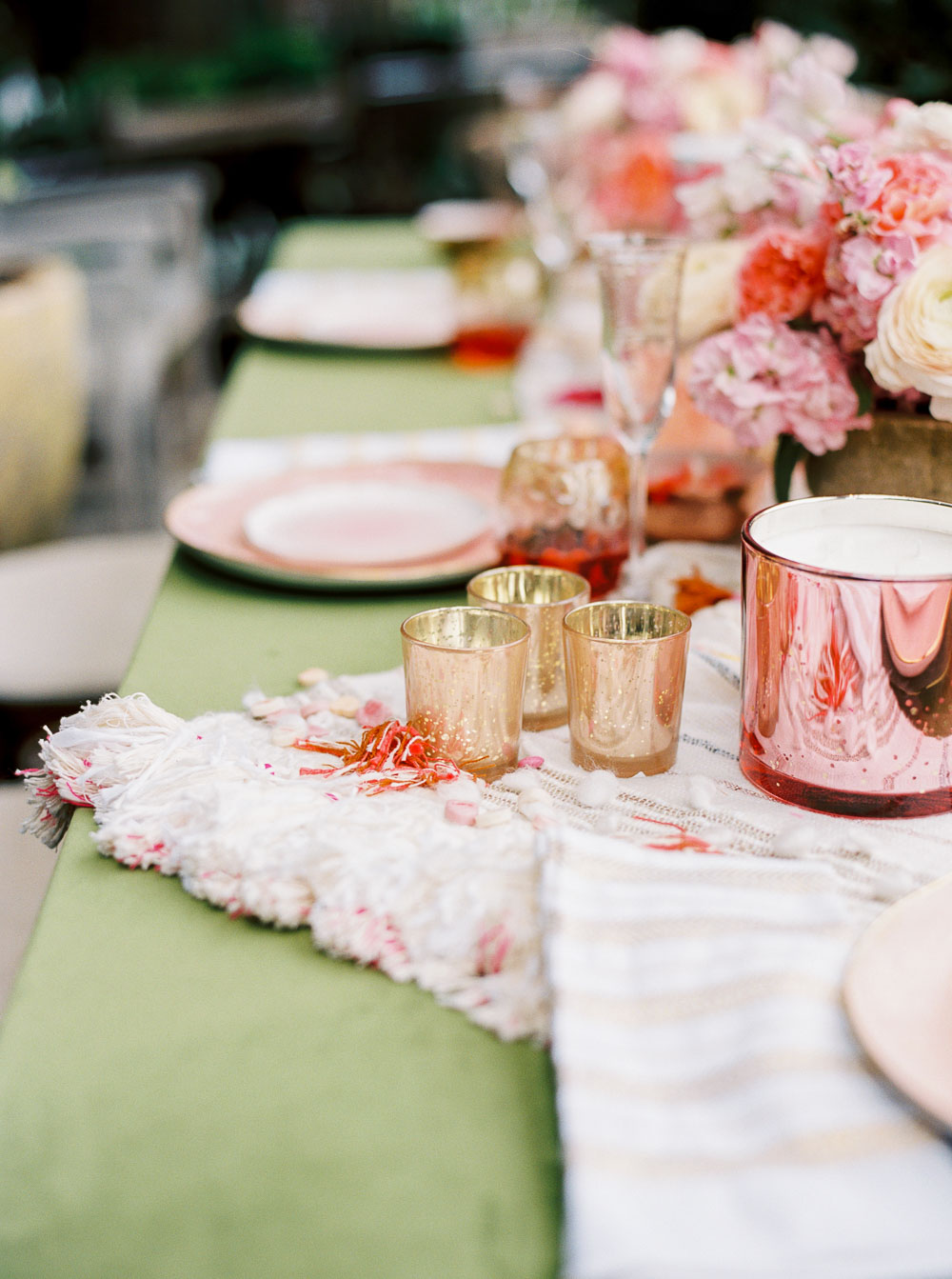 Danielle Poff Photography
http://www.daniellepoff.com