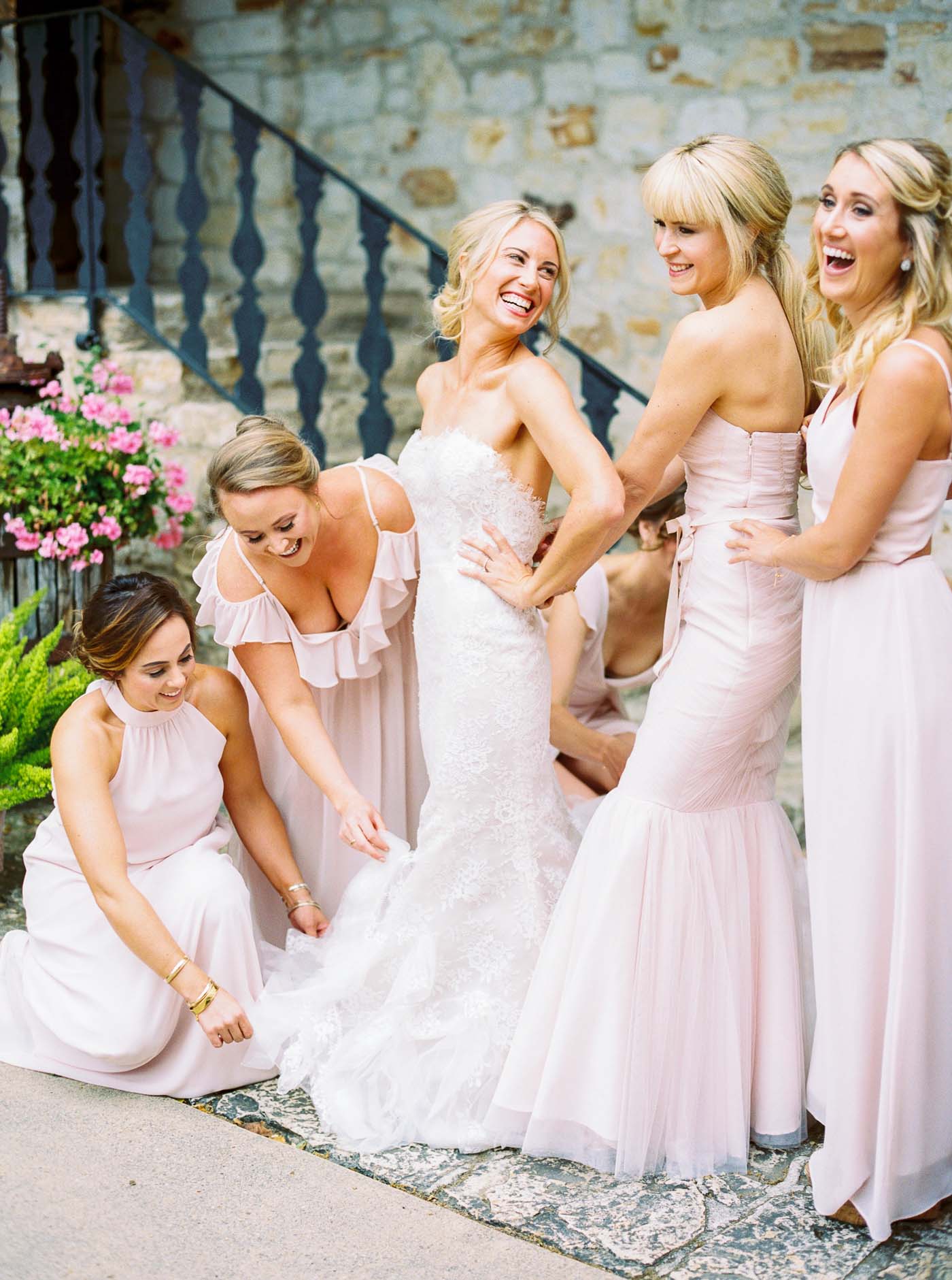 Danielle Poff Photography
http://www.daniellepoff.com