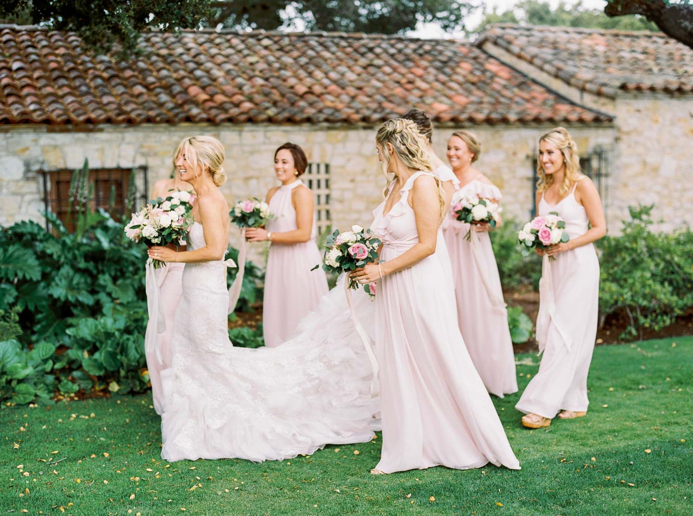 Danielle Poff Photography
http://www.daniellepoff.com