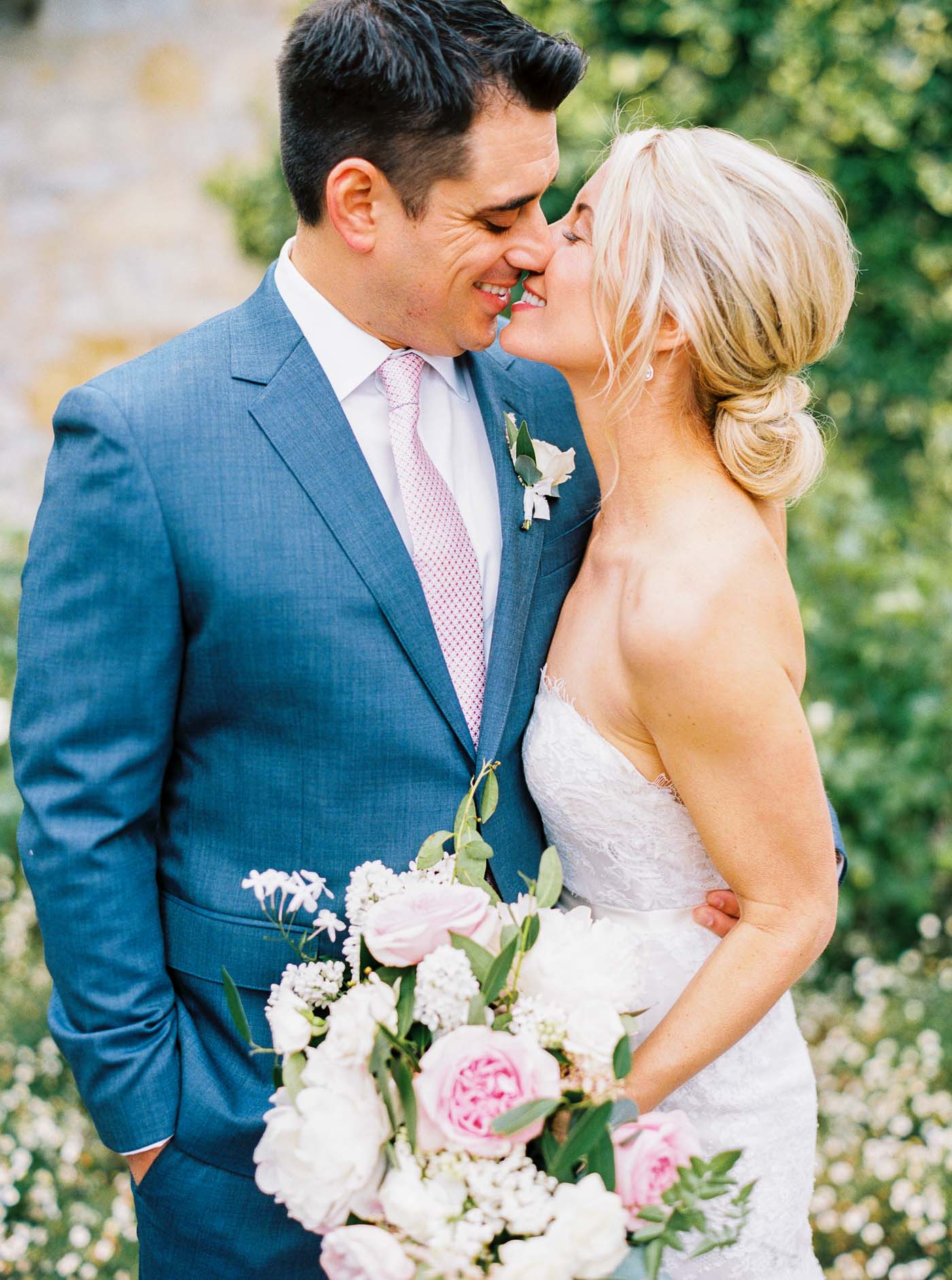 Danielle Poff Photography
http://www.daniellepoff.com