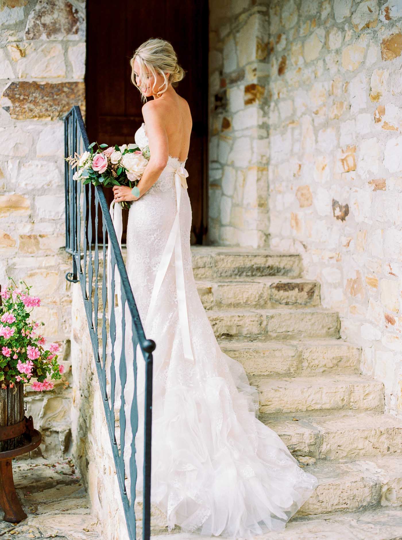 Danielle Poff Photography
http://www.daniellepoff.com