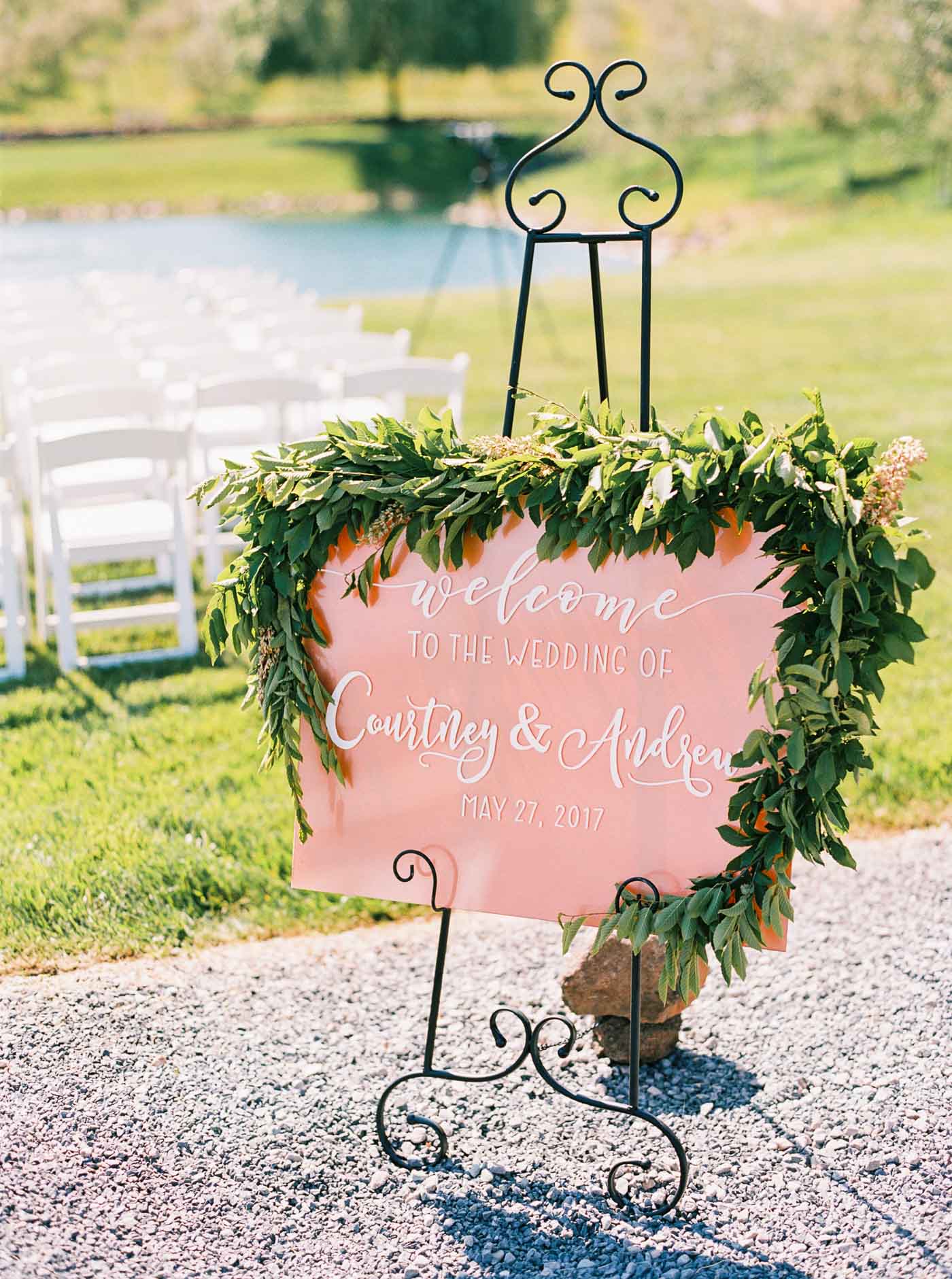 Danielle Poff Photography
http://www.daniellepoff.com