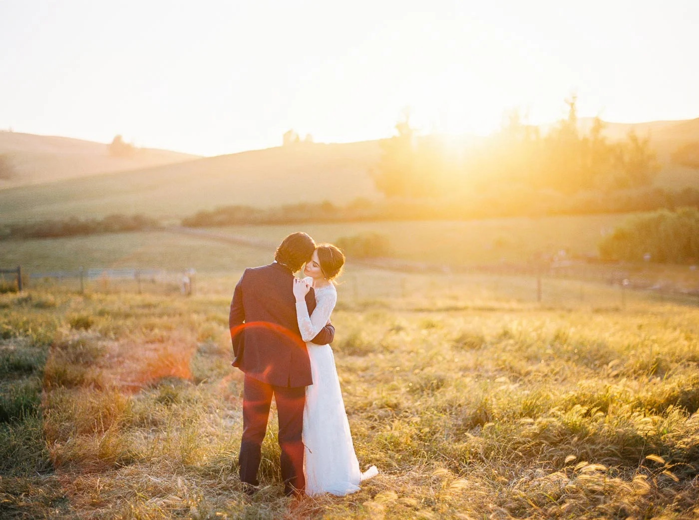Petaluma Wedding: Chantel & Michael's Romantic Olympia's Valley Estate Wedding //