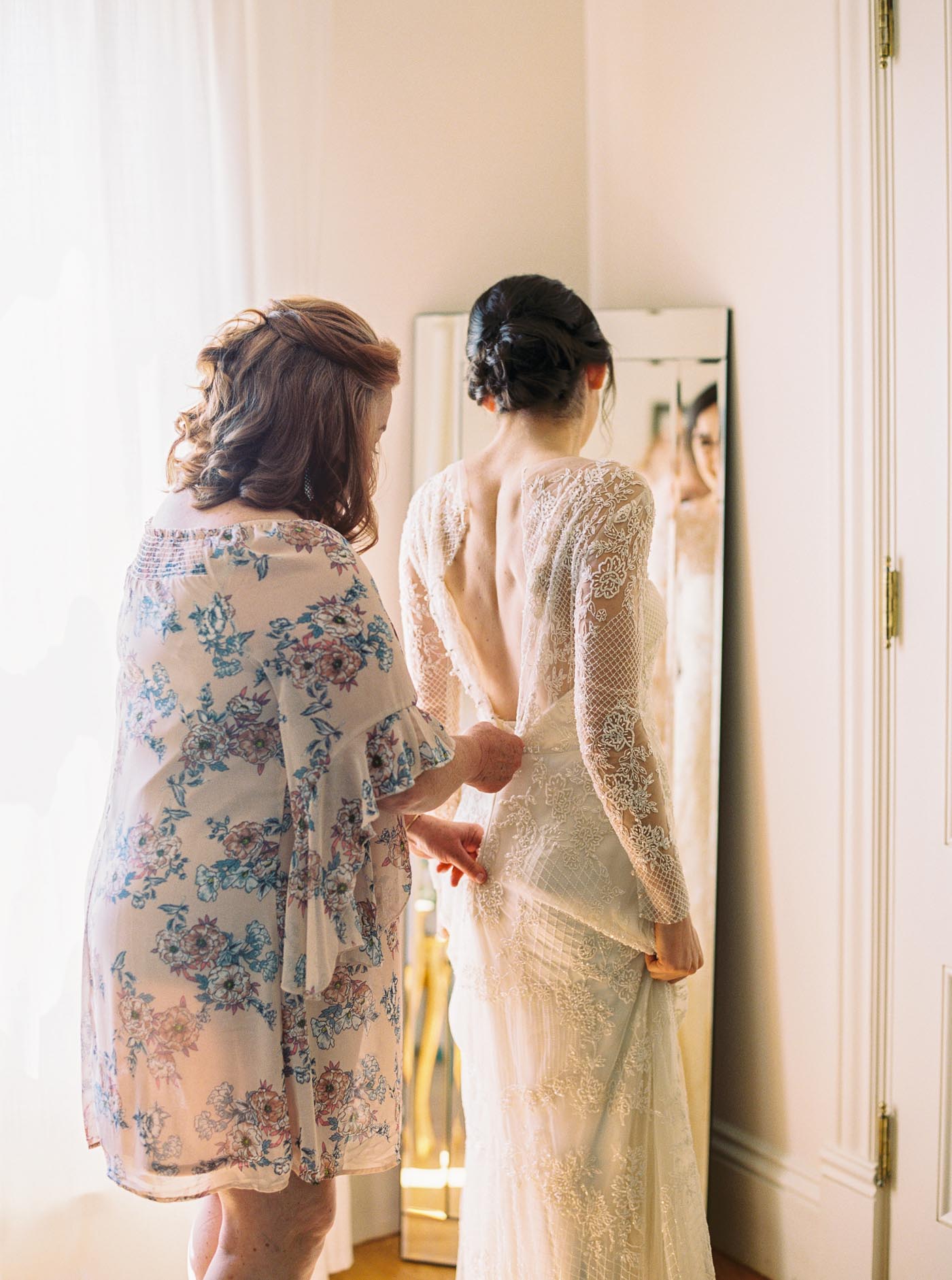 Danielle Poff Photography
http://www.daniellepoff.com