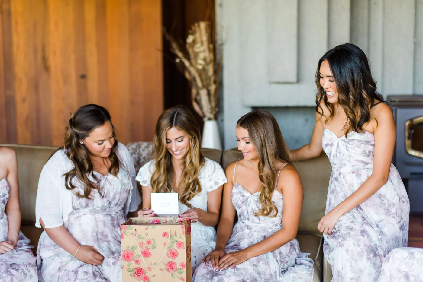 Danielle Poff Photography 
http://www.daniellepoff.com