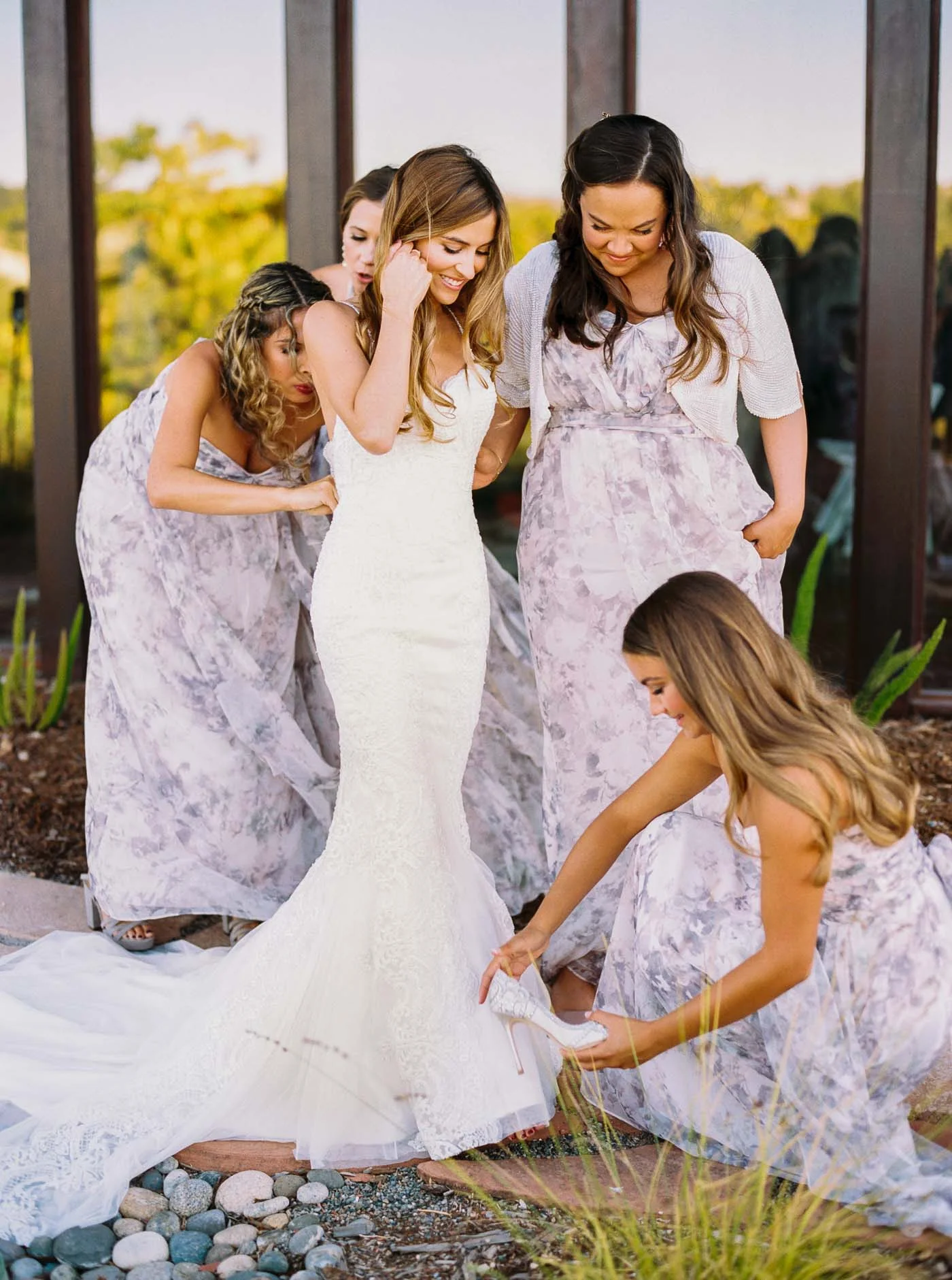 Danielle Poff Photography 
http://www.daniellepoff.com