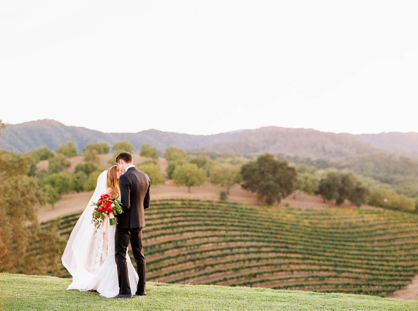 Danielle Poff Photography 
http://www.daniellepoff.com