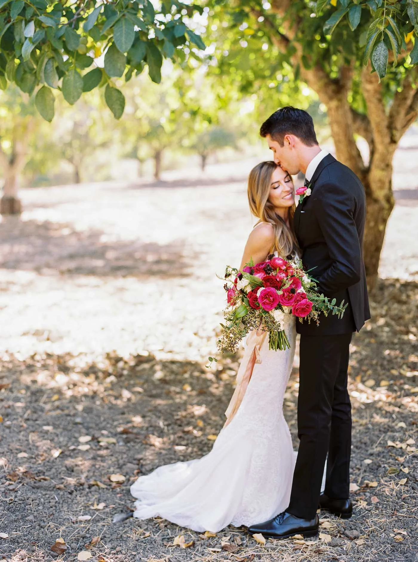 Danielle Poff Photography 
http://www.daniellepoff.com