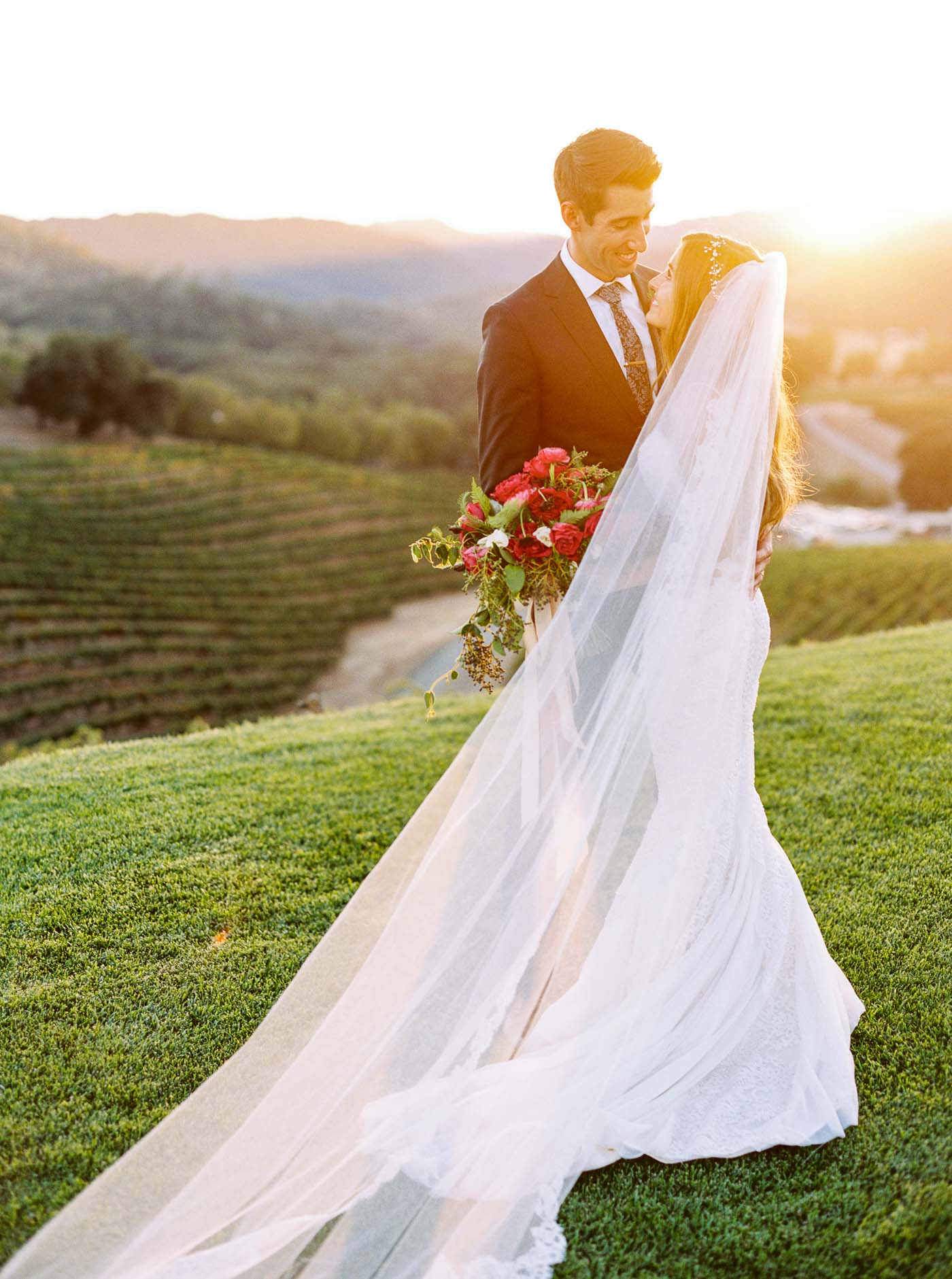 Danielle Poff Photography 
http://www.daniellepoff.com