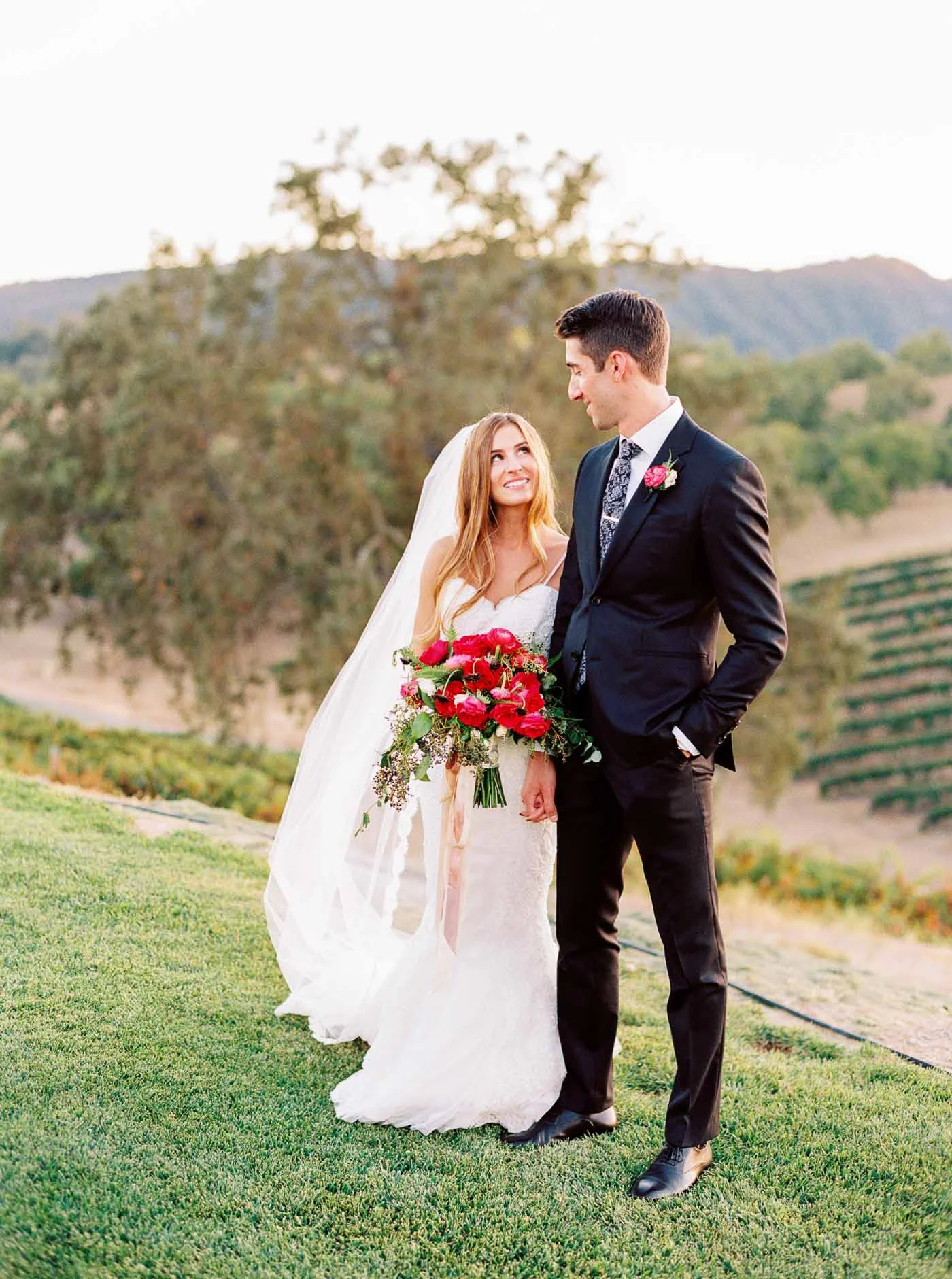 Danielle Poff Photography 
http://www.daniellepoff.com