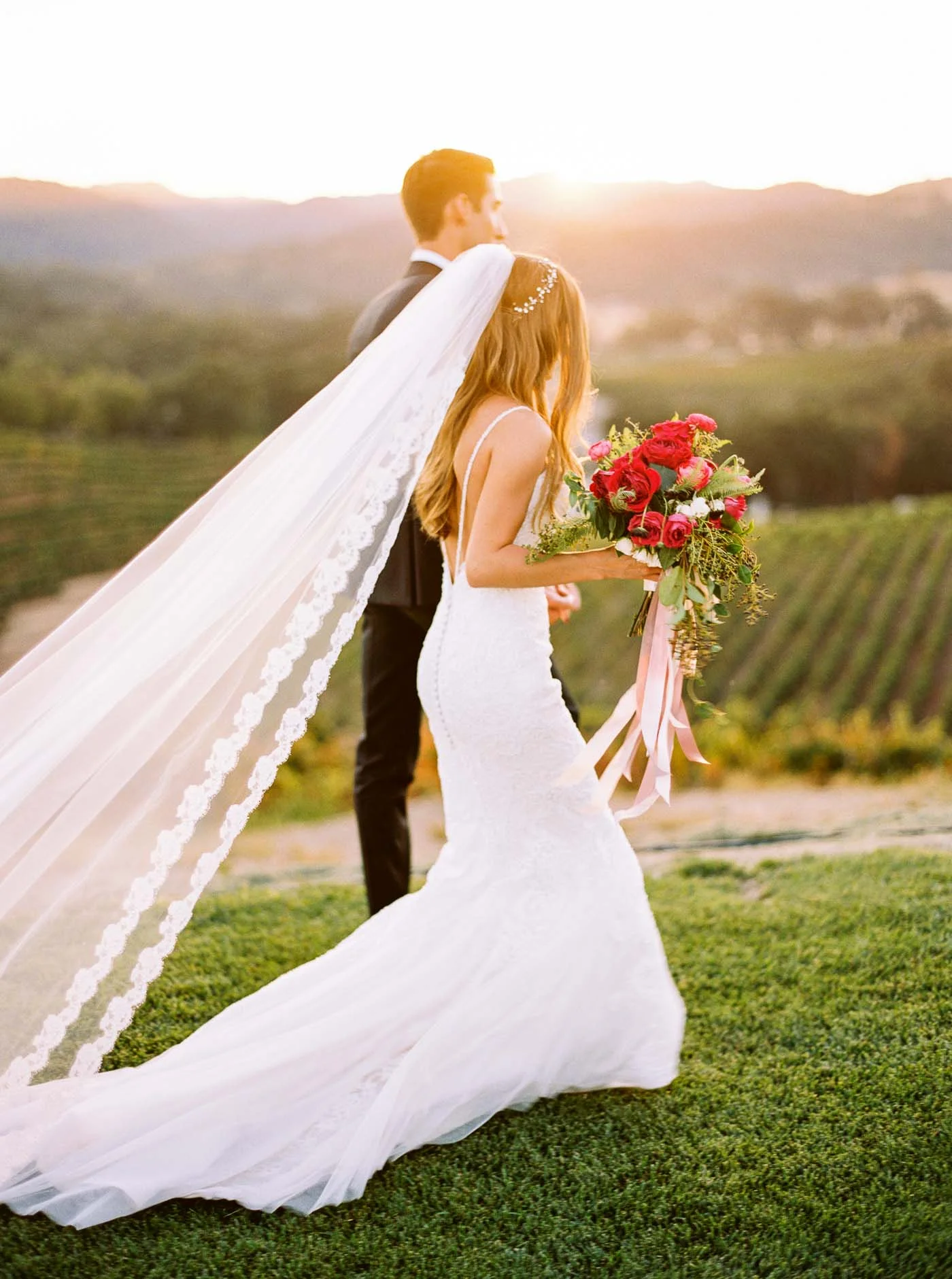 Danielle Poff Photography 
http://www.daniellepoff.com