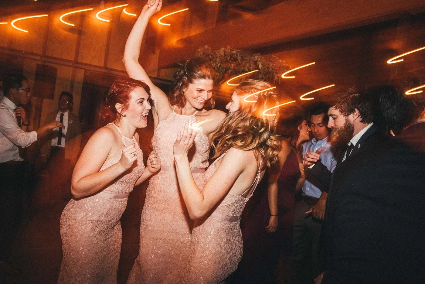 Danielle Poff Photography
http://www.daniellepoff.com