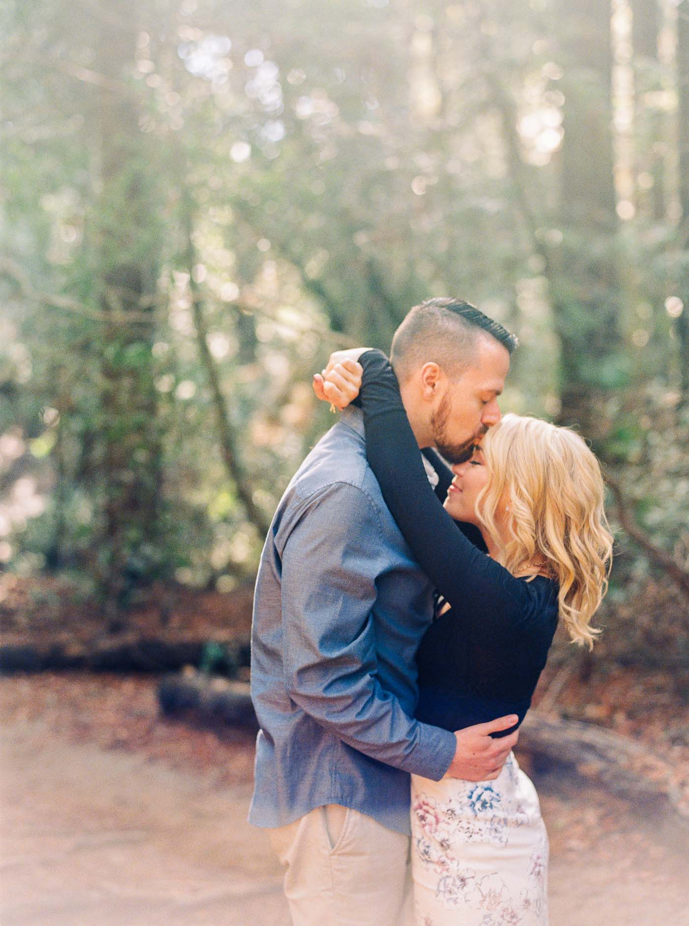 Danielle Poff Photography 
http://www.daniellepoff.com