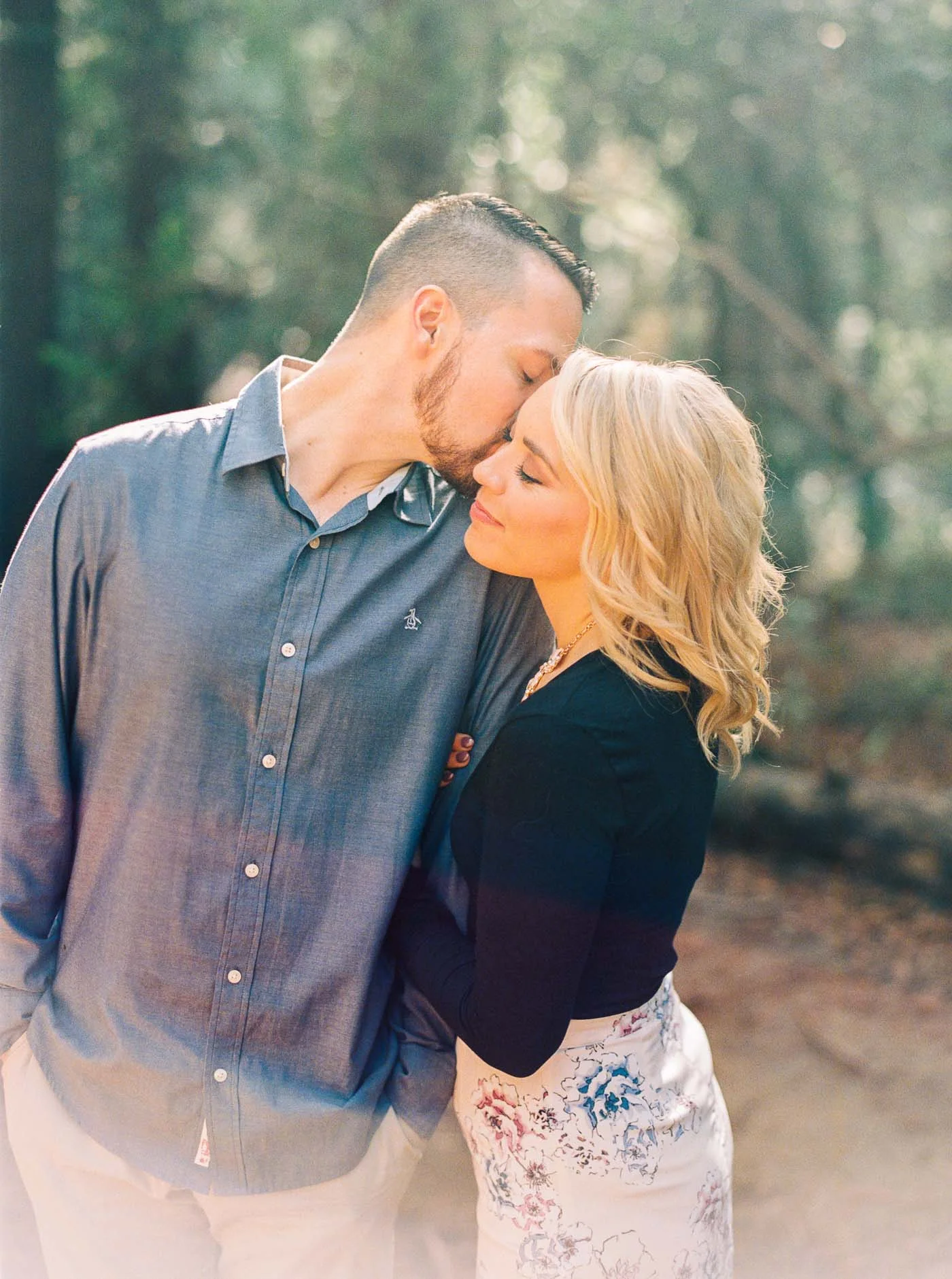 Danielle Poff Photography 
http://www.daniellepoff.com