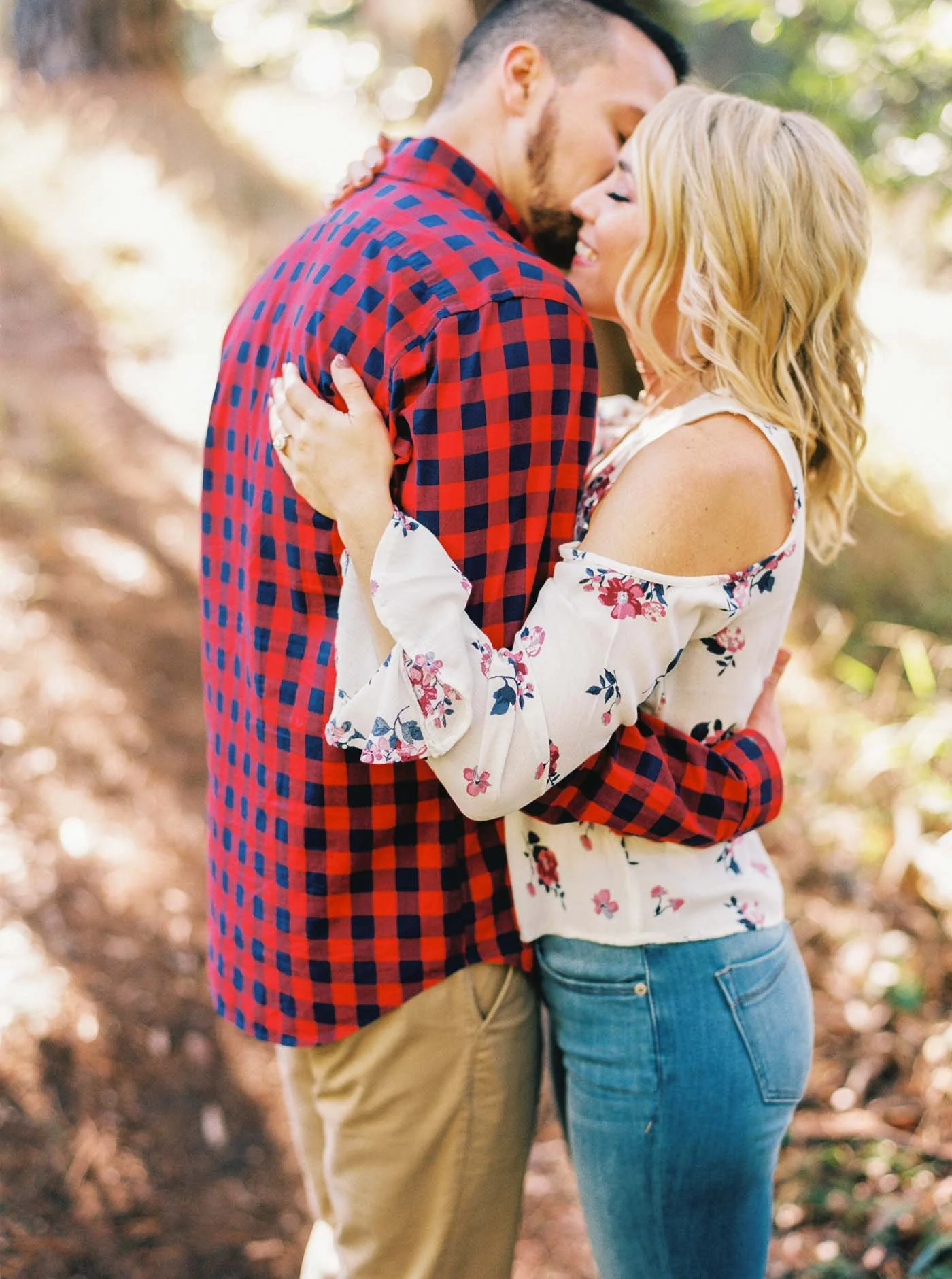 Danielle Poff Photography 
http://www.daniellepoff.com