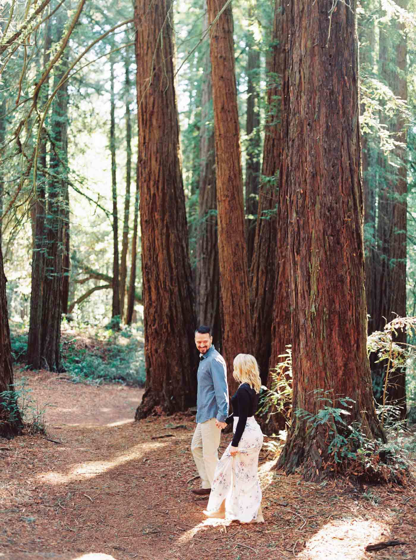 Danielle Poff Photography 
http://www.daniellepoff.com