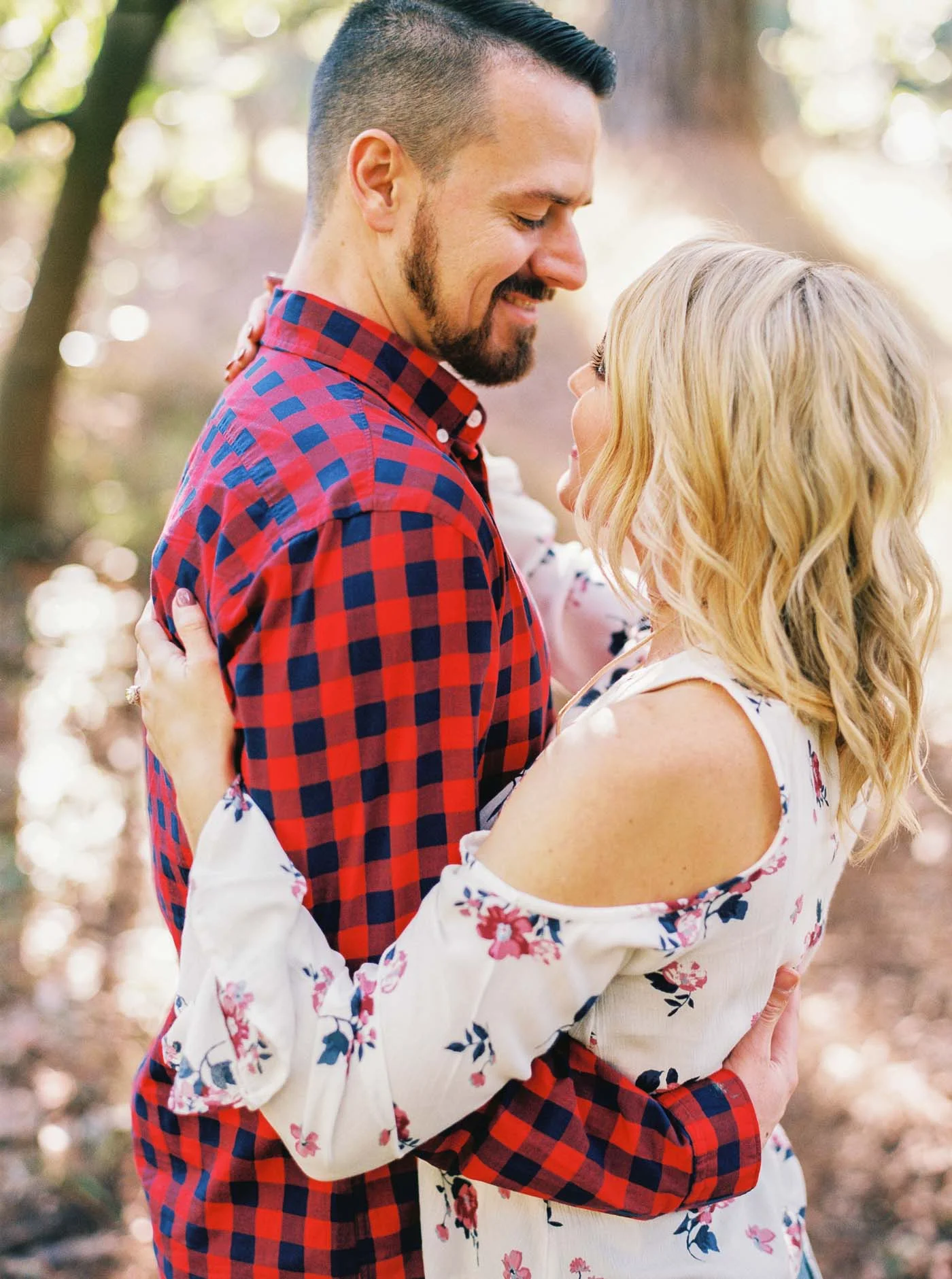 Danielle Poff Photography 
http://www.daniellepoff.com