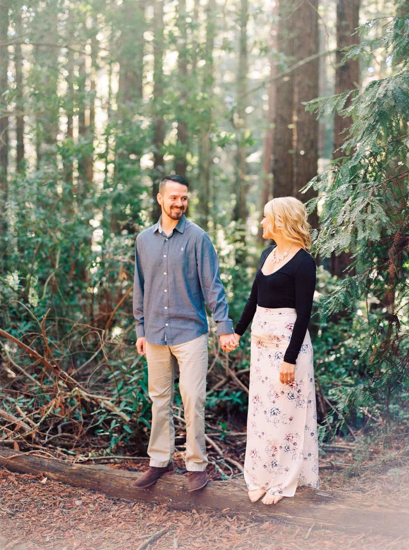 Danielle Poff Photography 
http://www.daniellepoff.com