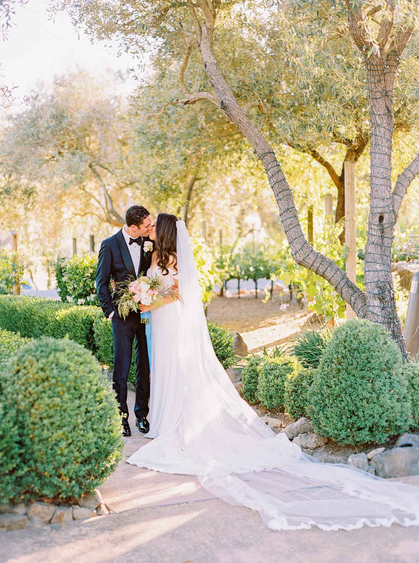 Danielle Poff Photography
http://www.daniellepoff.com