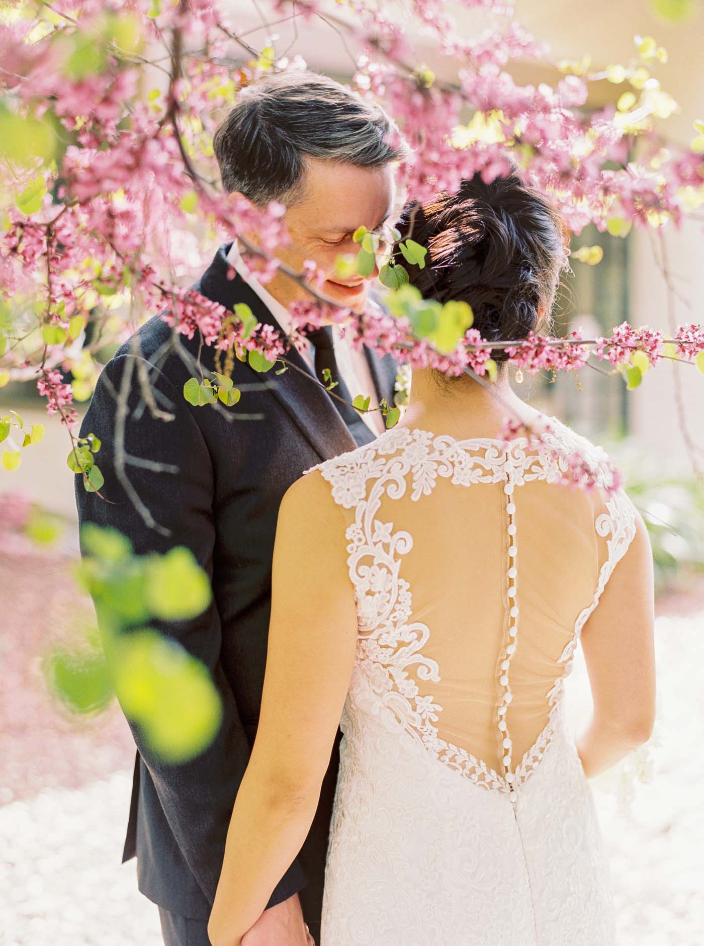 Yvonne & Greg's Springtime Wedding // 