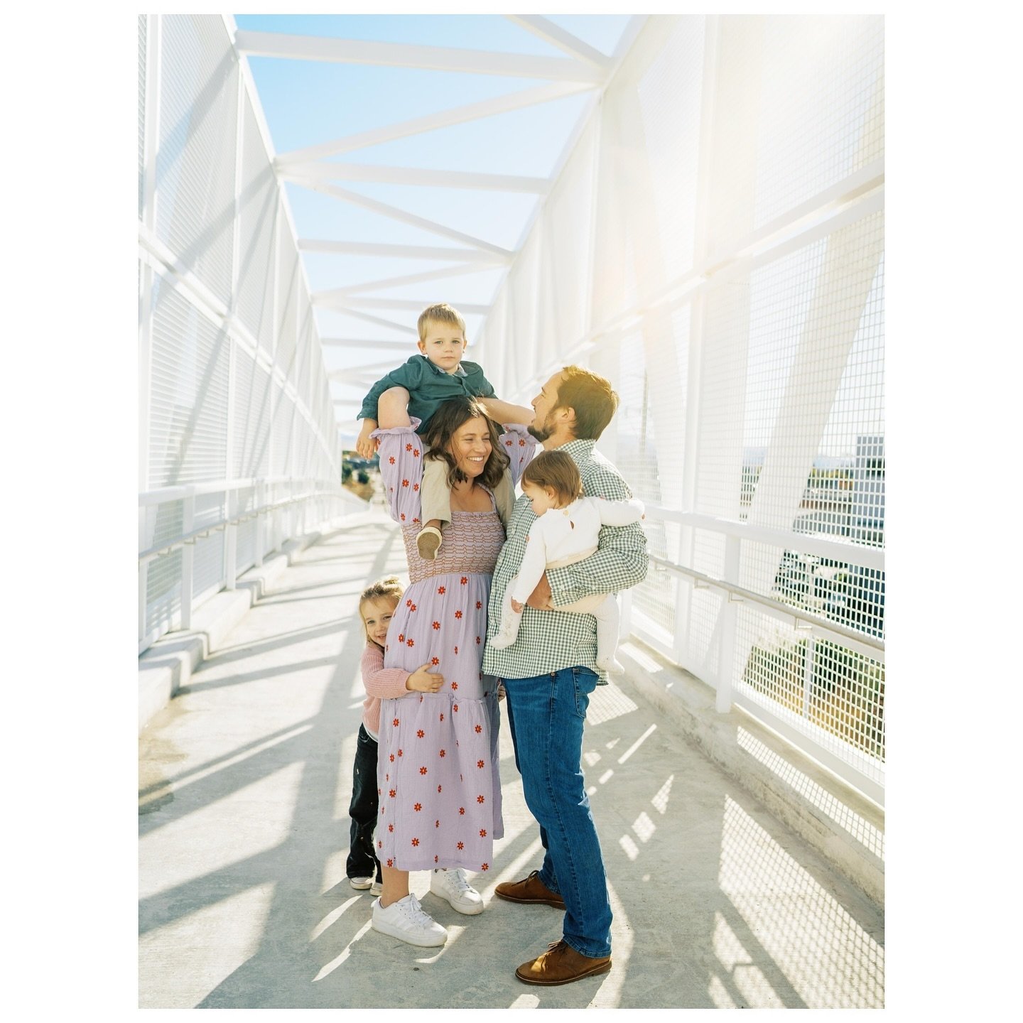 Well this white bridge is officially my new favorite spot for photos. I mean, look at that light 😍